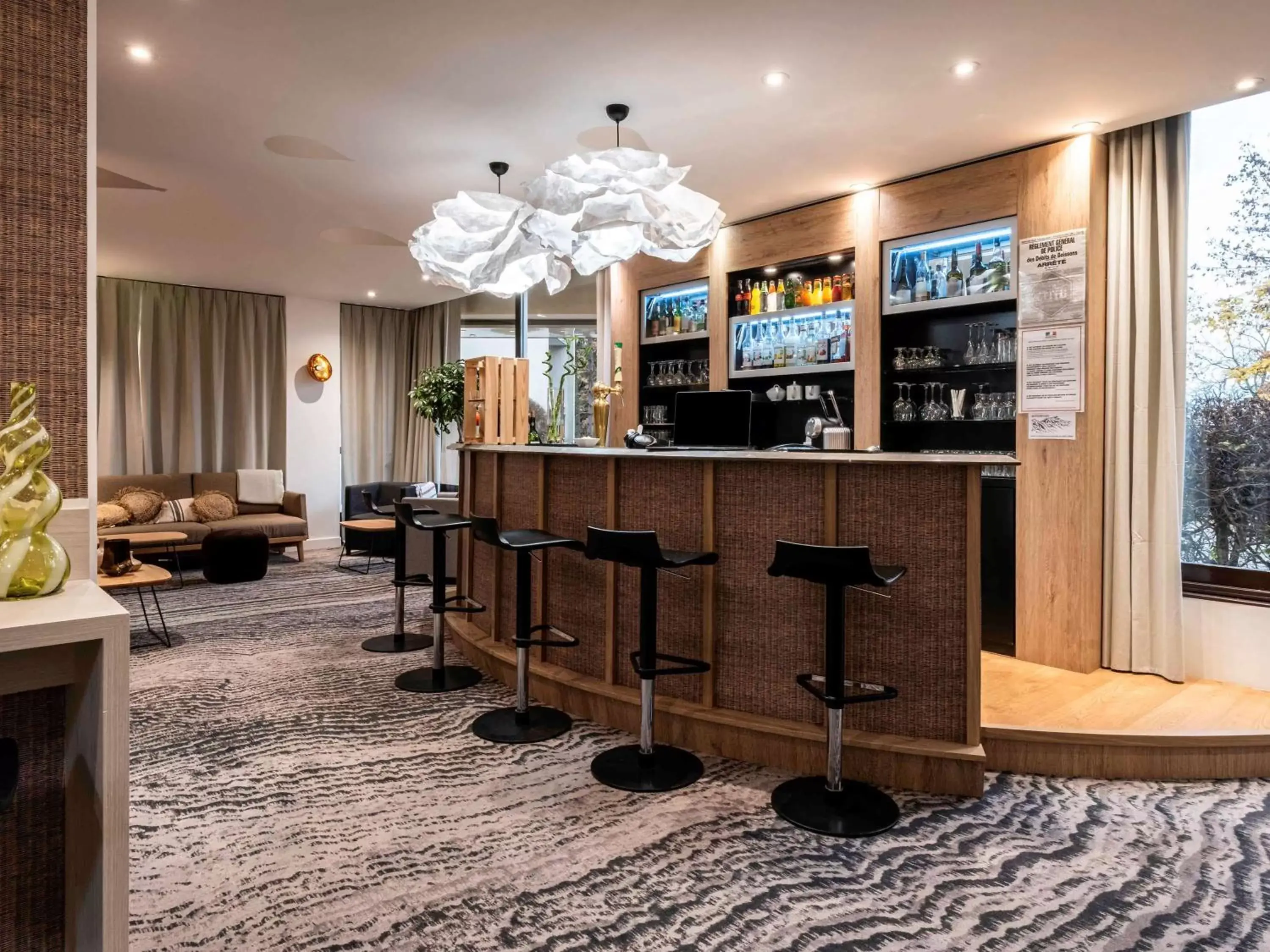 Lounge or bar, Lounge/Bar in Mercure Grenoble Meylan