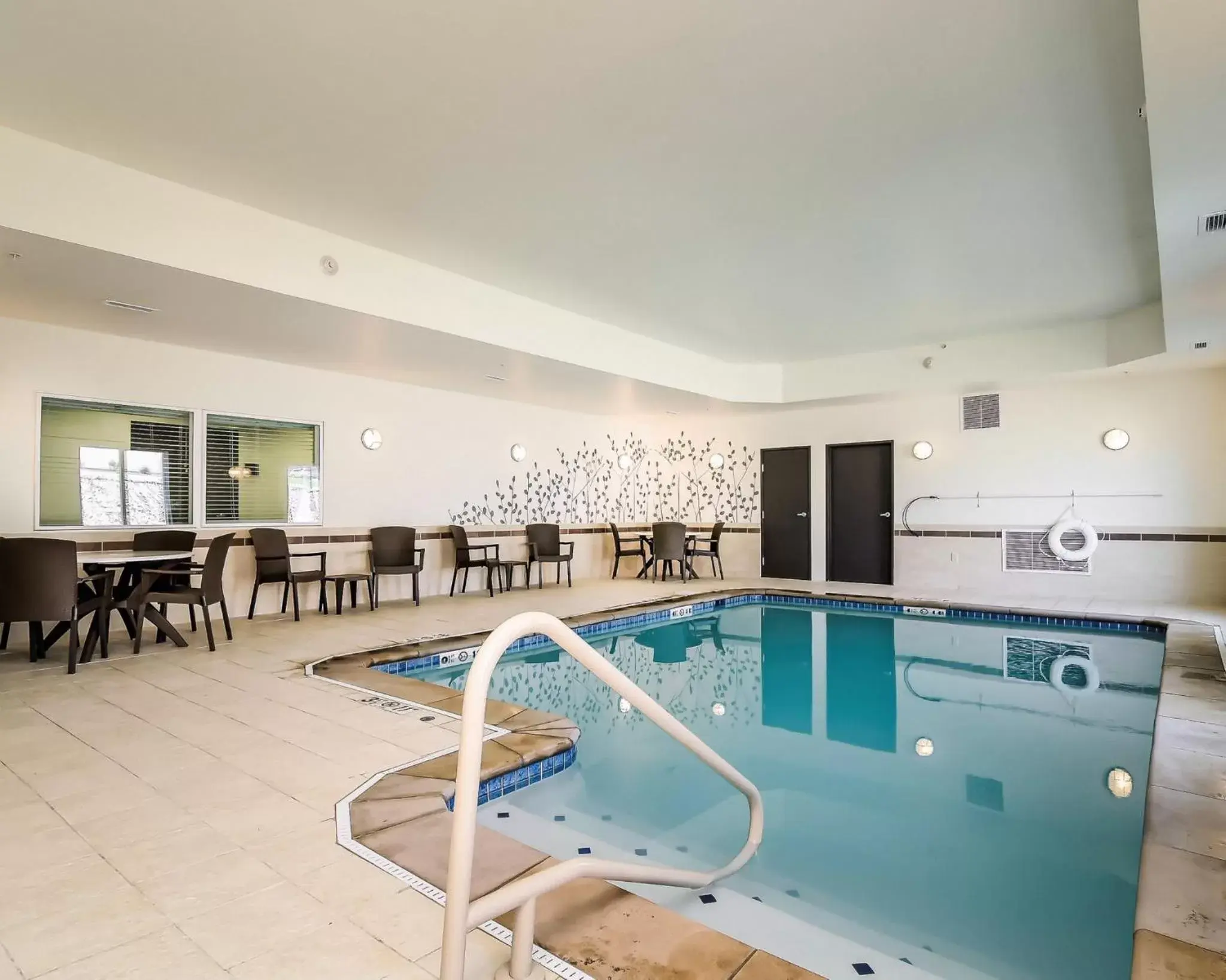 Swimming Pool in Sleep Inn & Suites - Fort Scott