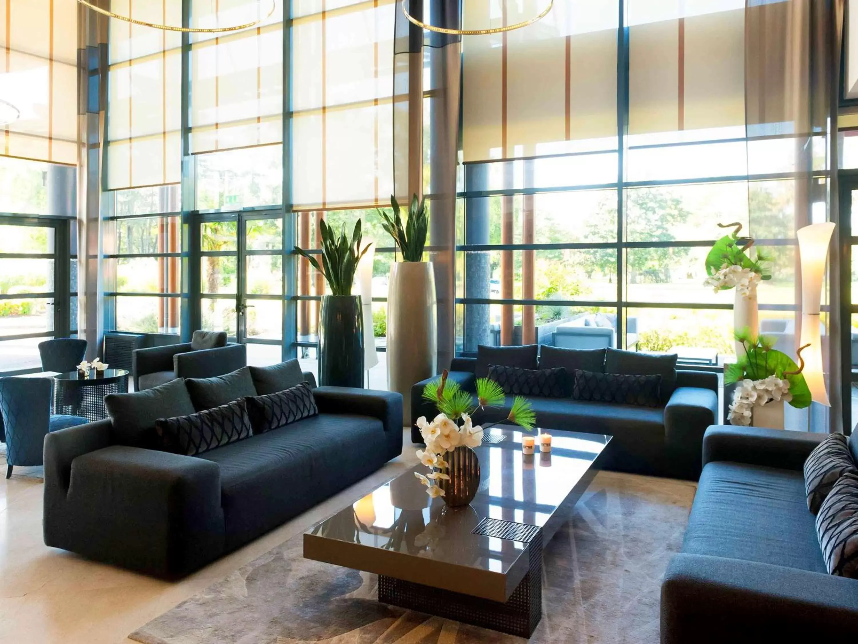 Property building, Seating Area in Hotel Parc Beaumont & Spa Pau - MGallery