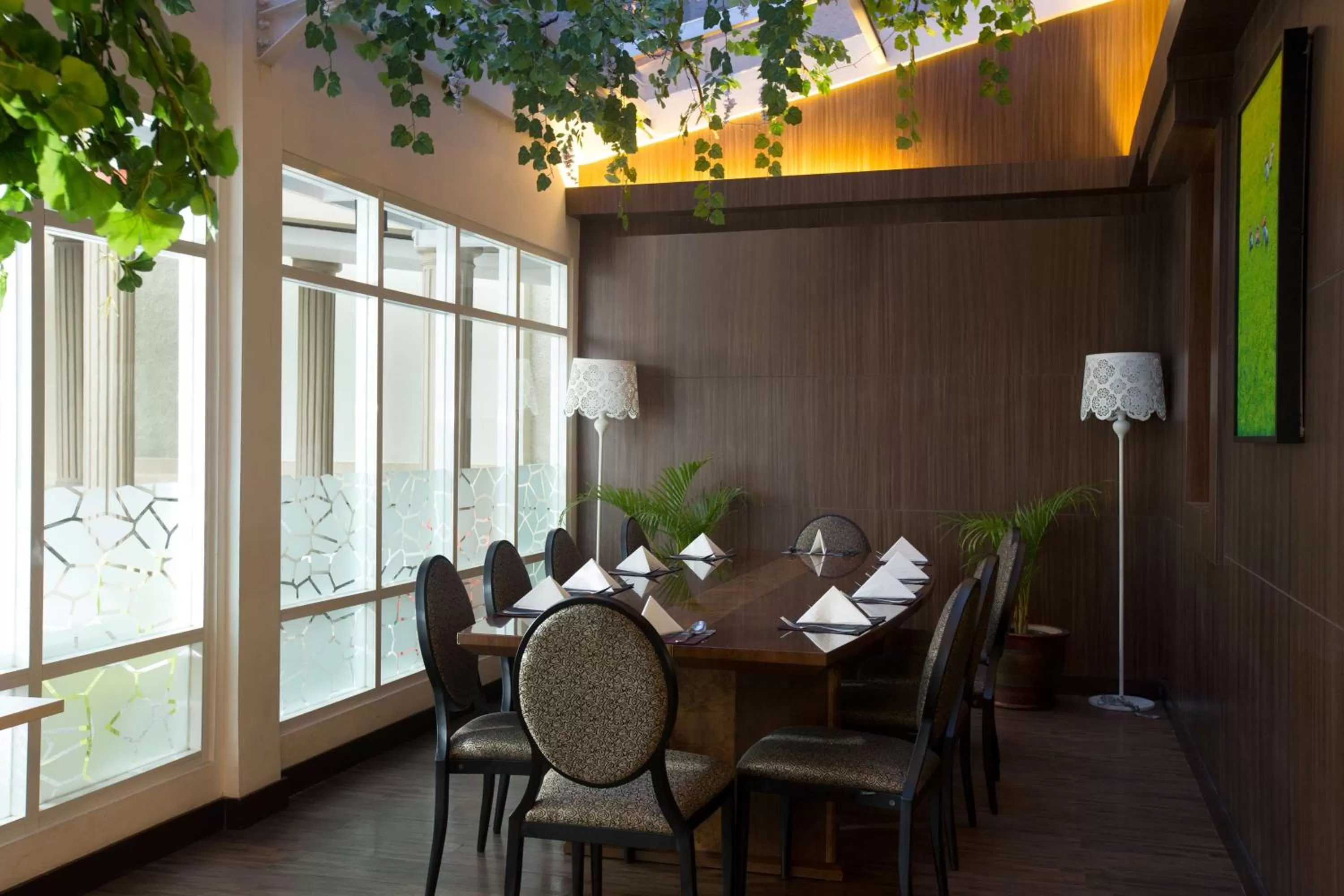 Restaurant/places to eat in BW Kemayoran Hotel & Convention Powered by Archipelago