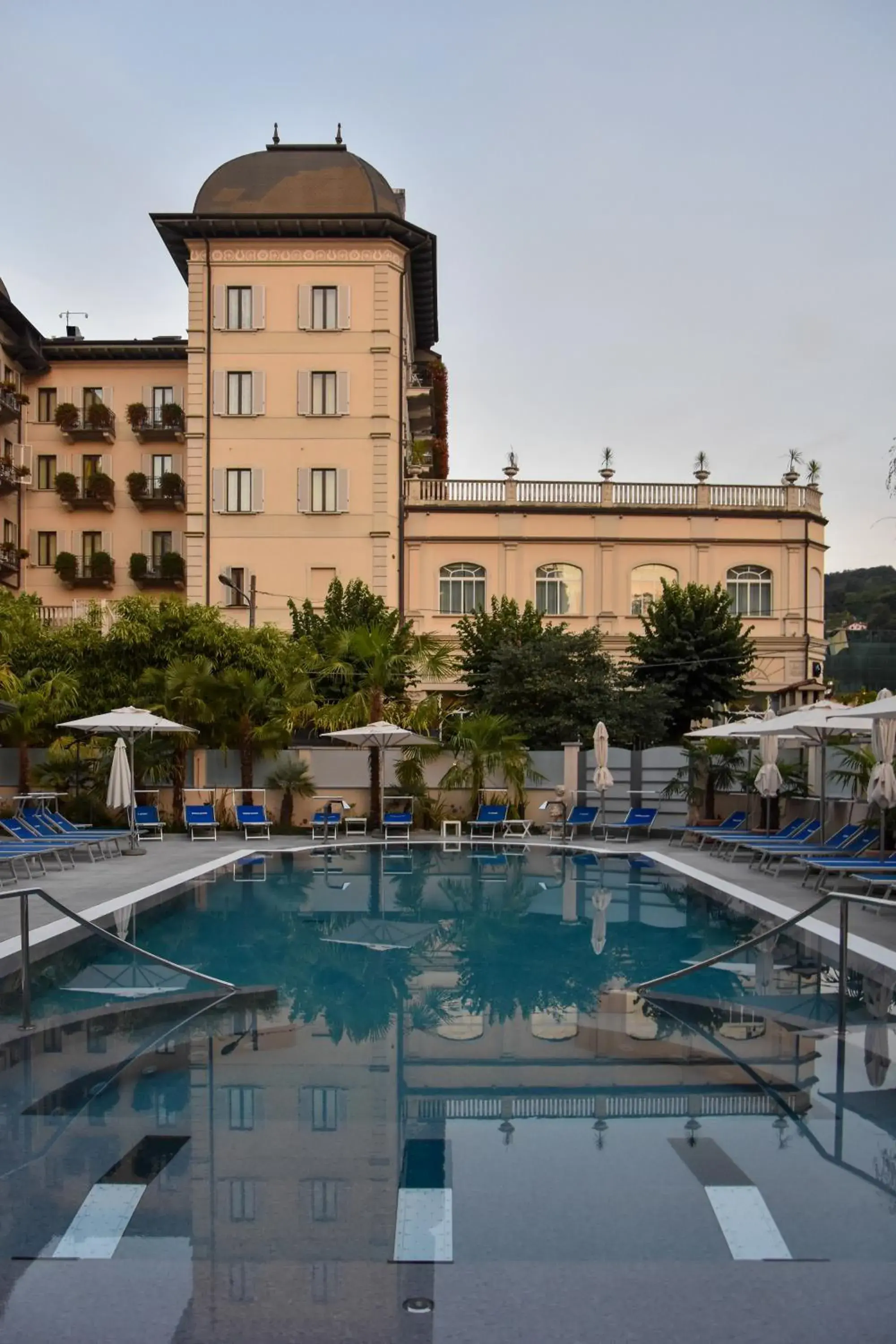 Swimming Pool in Hotel Astoria