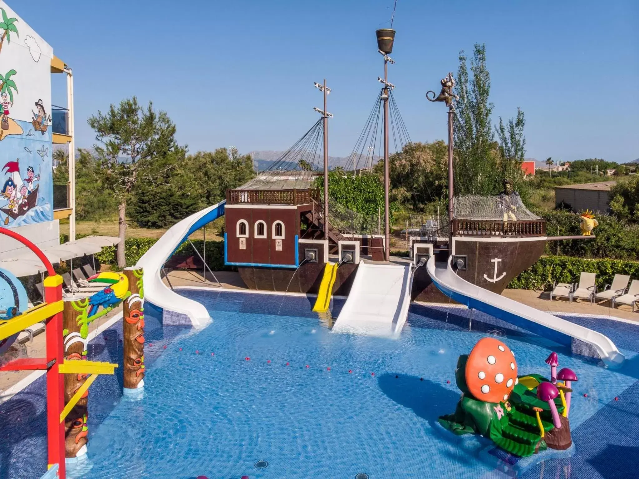 Aqua park, Water Park in Zafiro Tropic