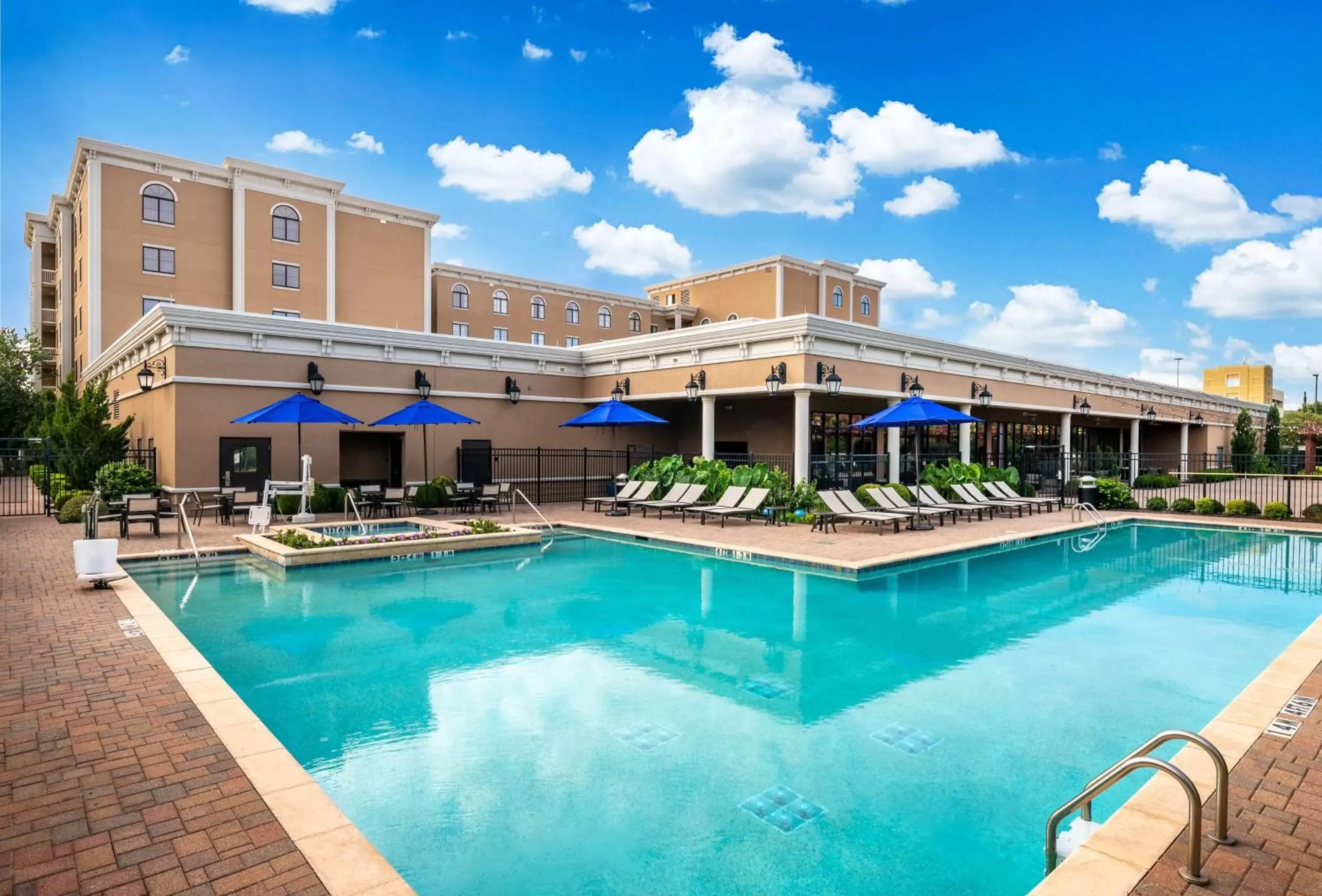 Swimming Pool in Hilton Dallas Southlake Town Square