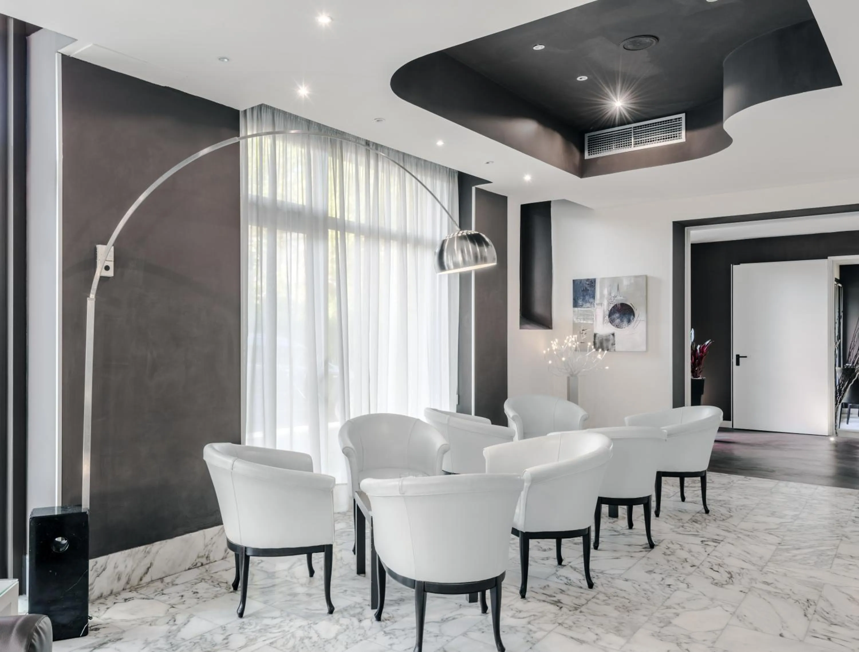 Lobby or reception in Hotel Montebello