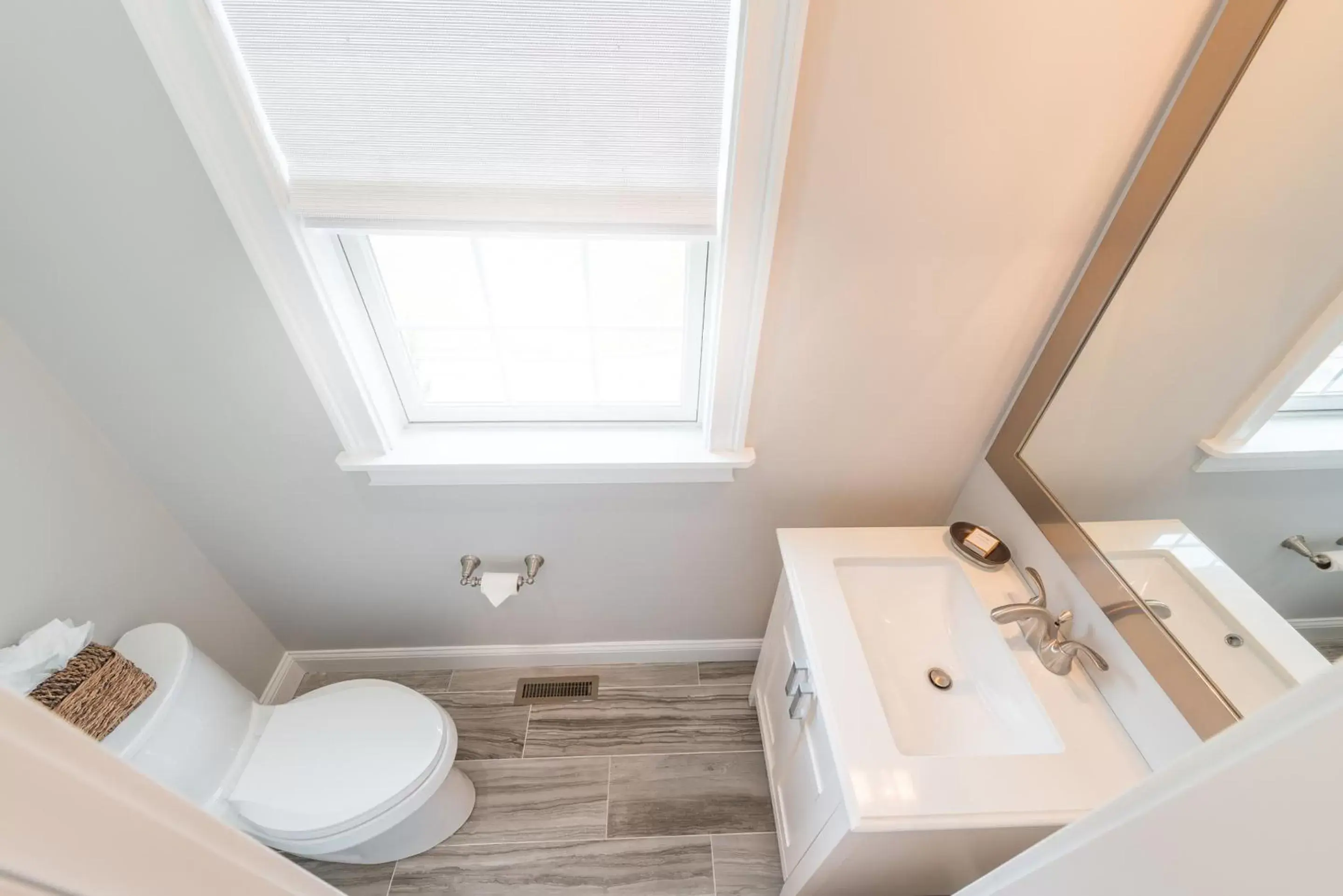 Bathroom in The East Island Reserve Hotel