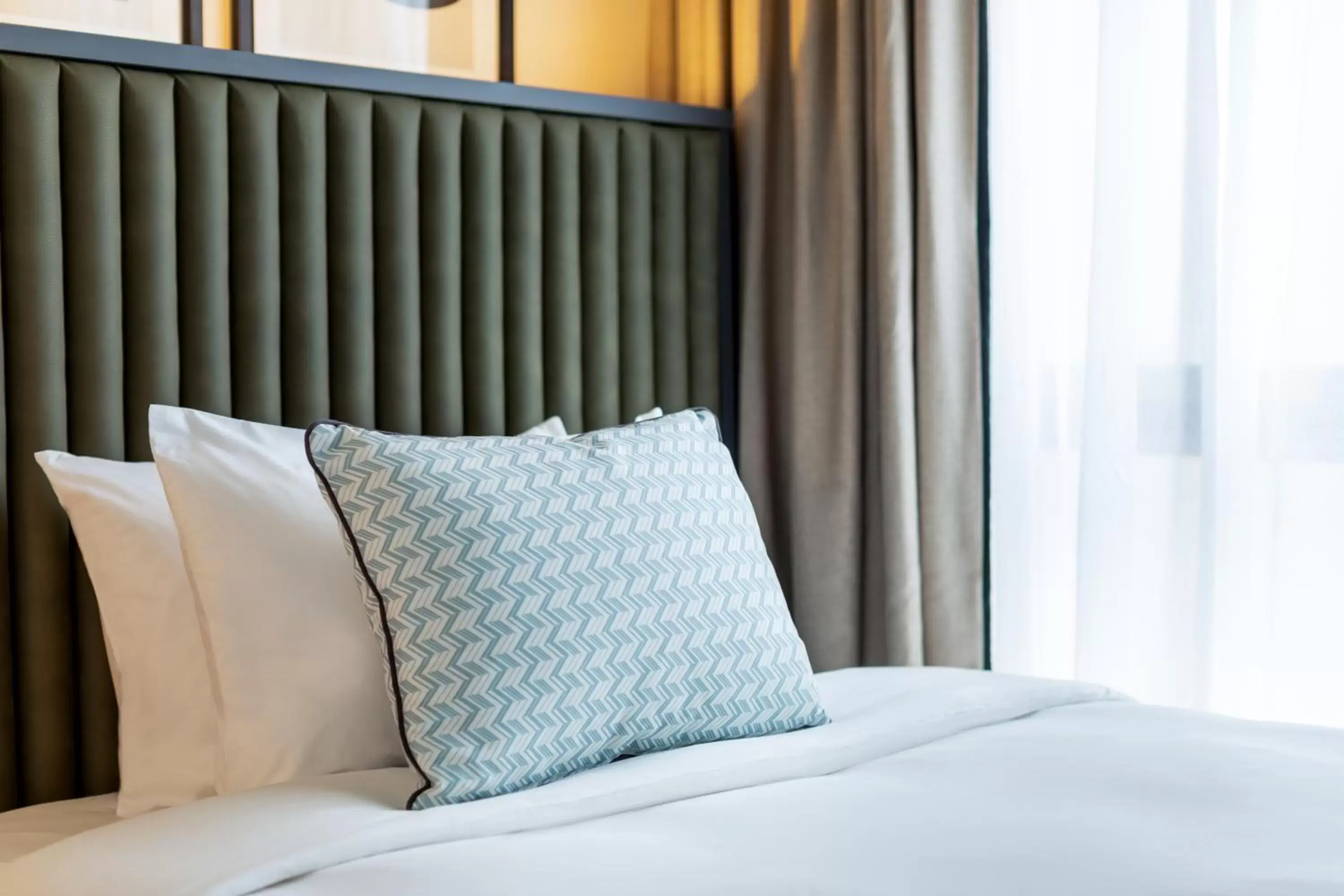 Bed in Le Parchamp, Paris Boulogne, a Tribute Portfolio Hotel