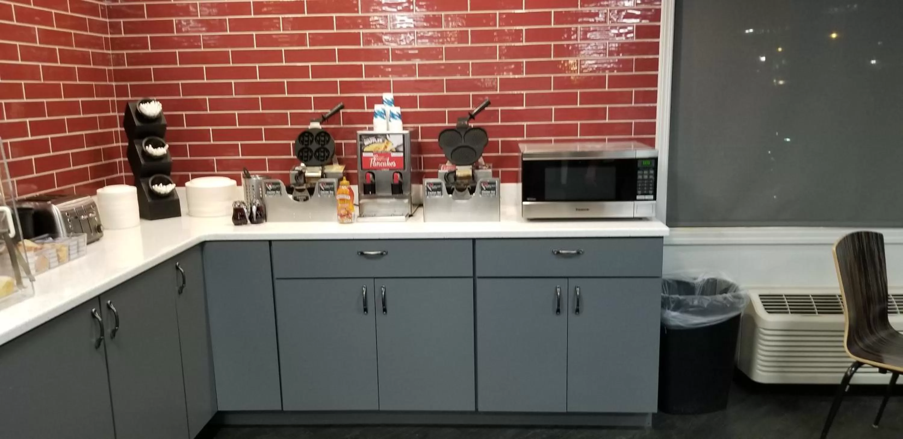 Continental breakfast in Kelly Inn Billings