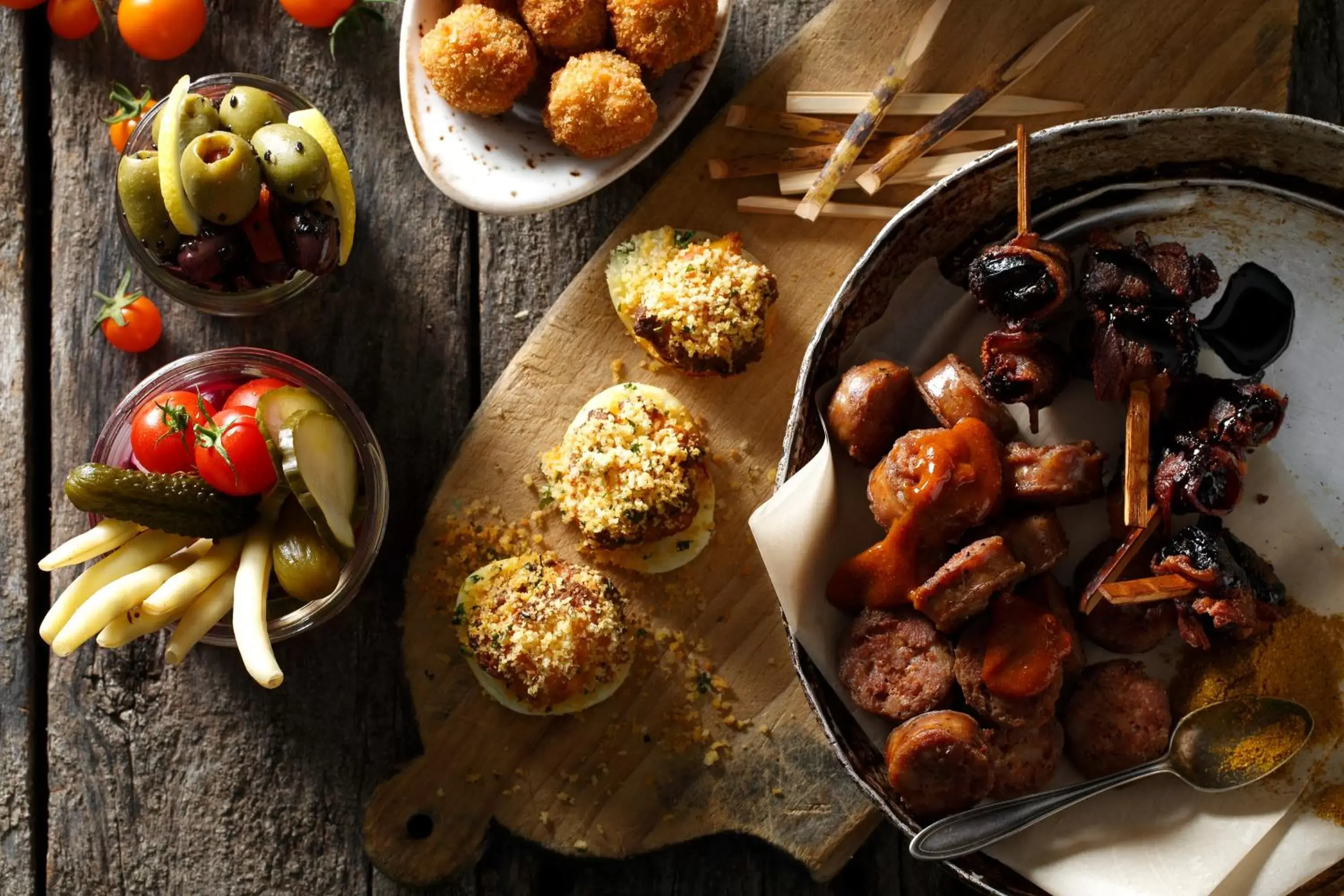 Meals, Food in Inn at the Forks