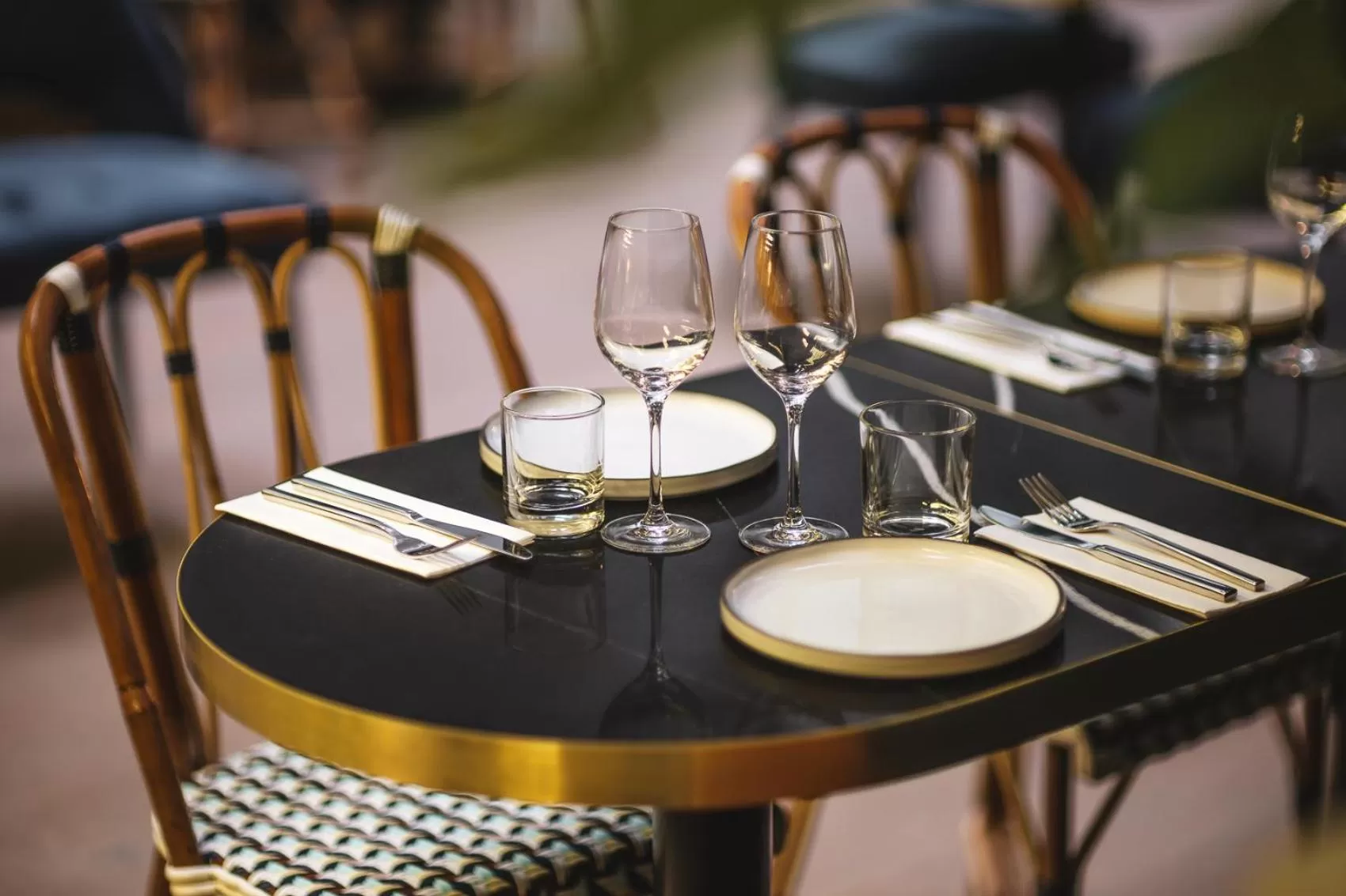 Restaurant/places to eat in PLEY Hotel