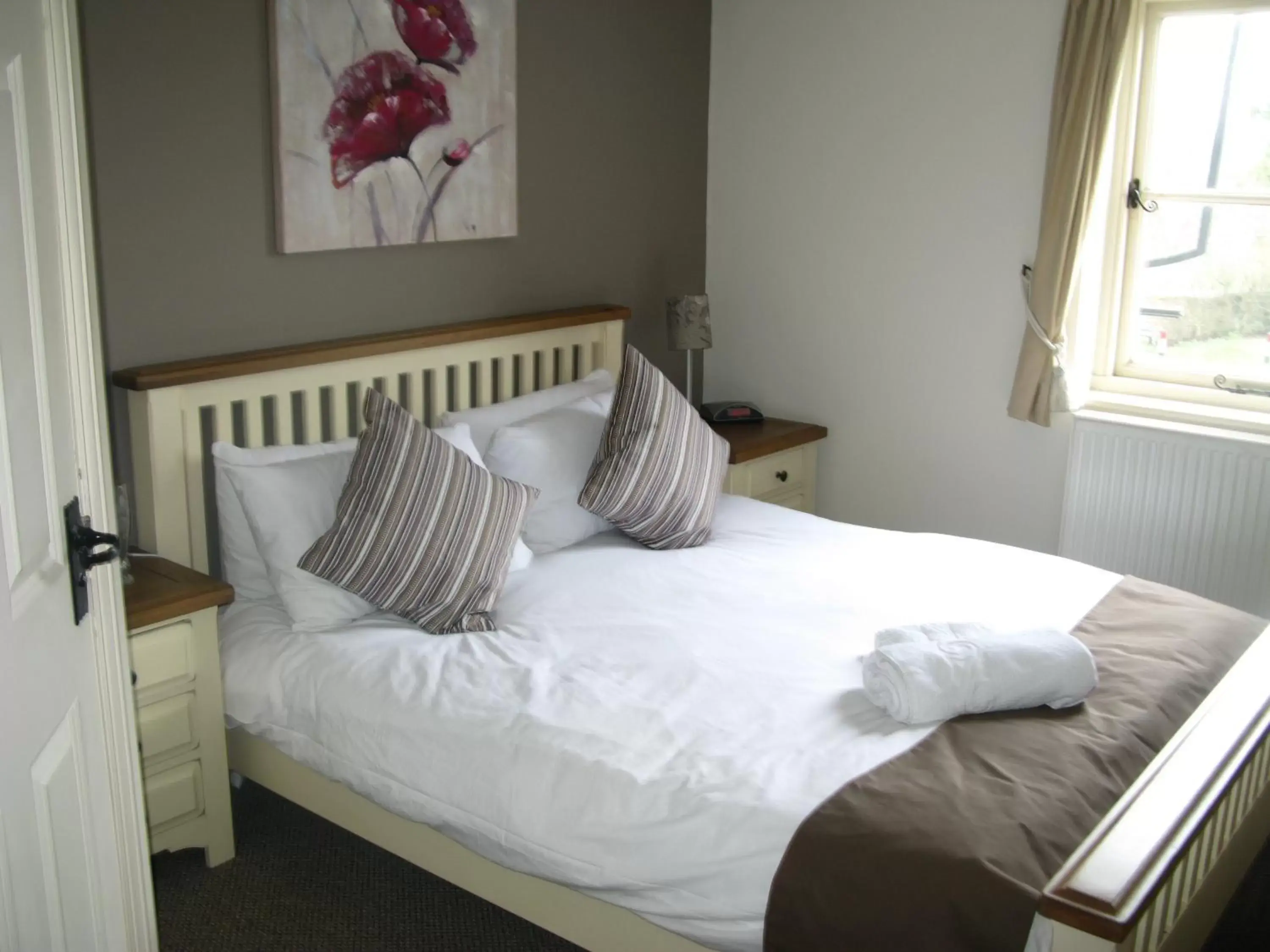 Bed in The Chequers Inn