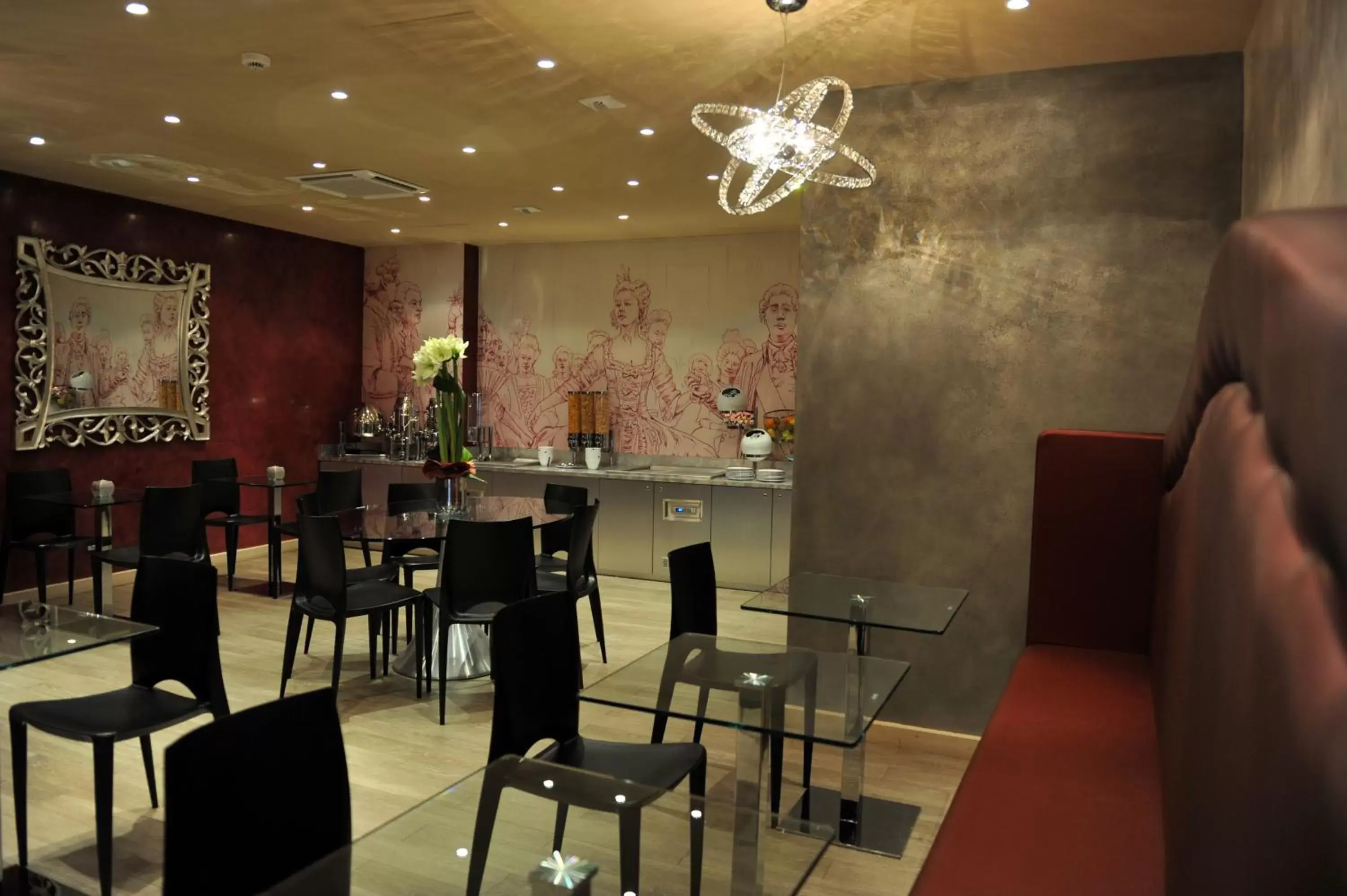 Lobby or reception, Restaurant/Places to Eat in Mercure Paris Bastille Marais