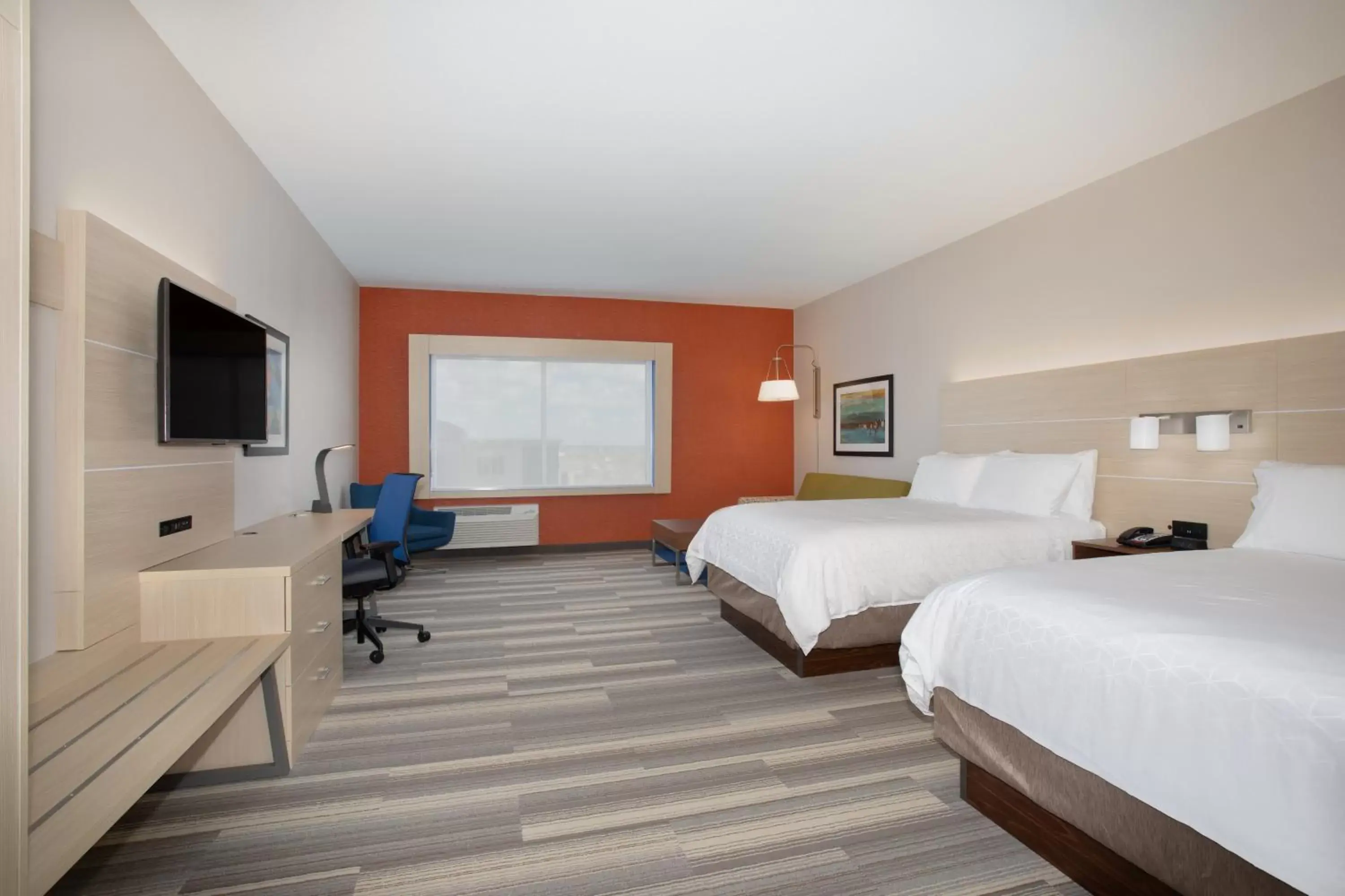 Holiday Inn Express & Suites - Denver NE - Brighton, an IHG Hotel