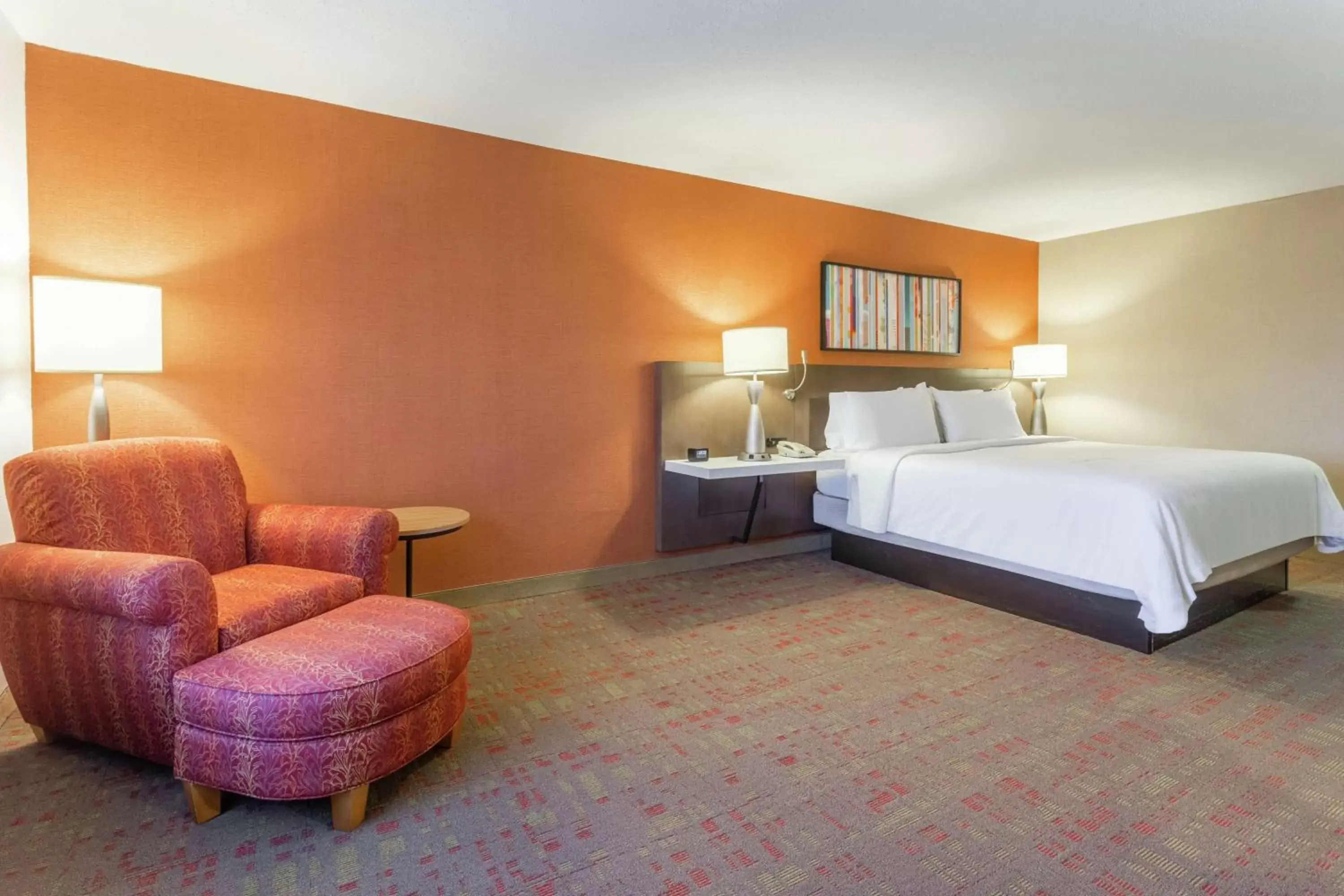 Living room, Bed in Hilton Garden Inn Chicago/Tinley Park
