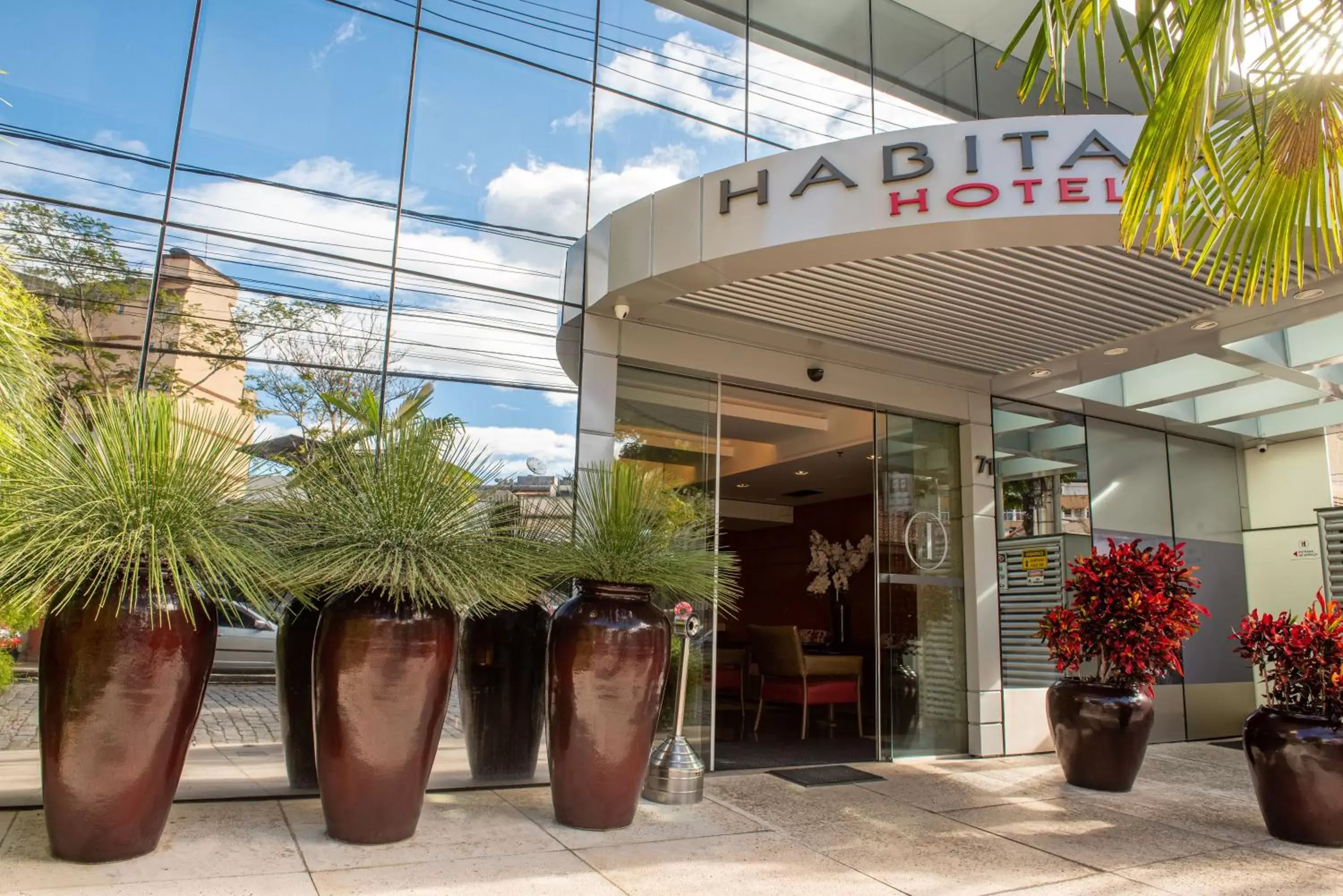 Facade/entrance in Hotel Habitare Facade/entrance in Hotel Habitare