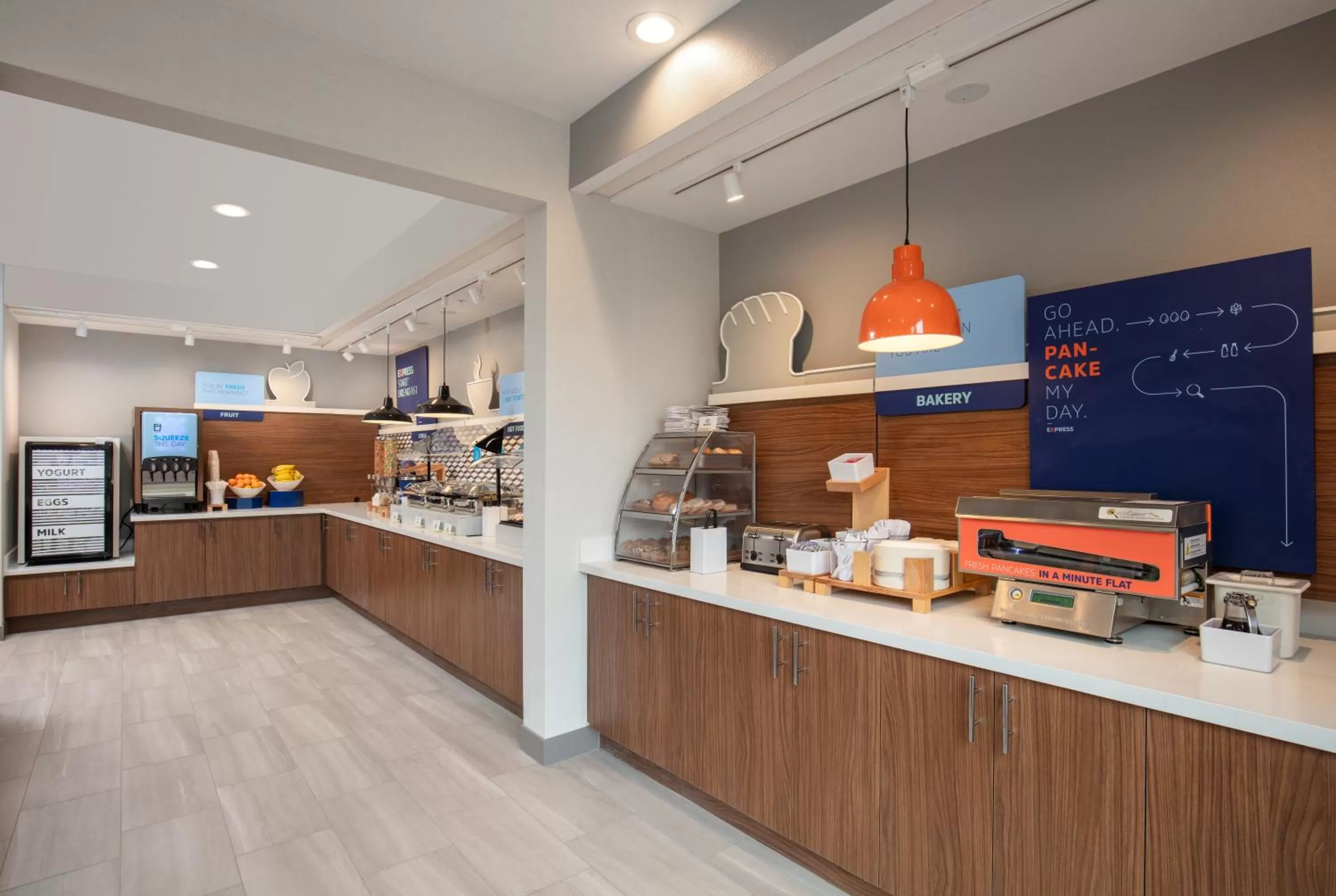 Coffee/tea facilities in Holiday Inn Express Bothell by IHG