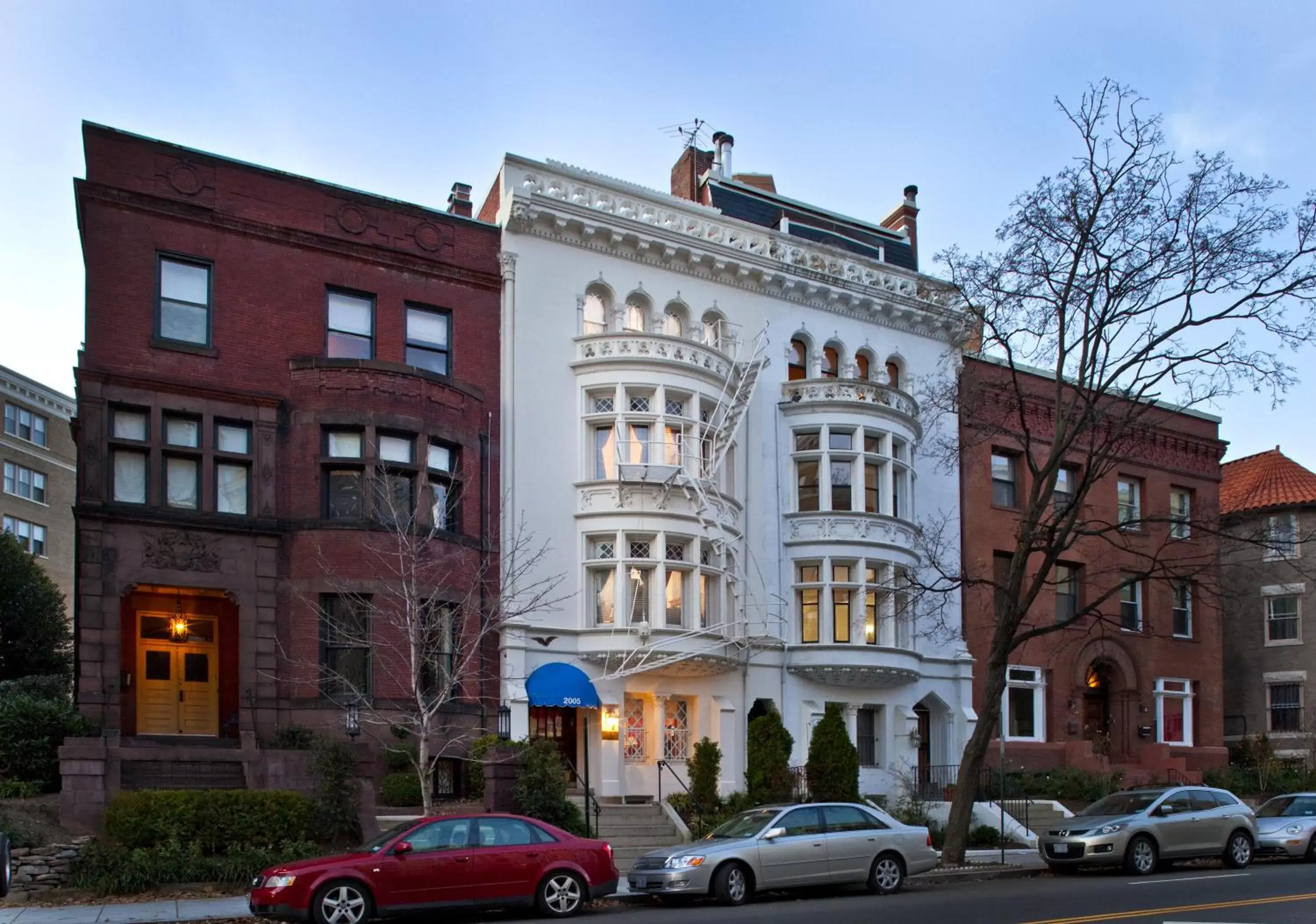 Area and facilities, Property Building in American Guest House