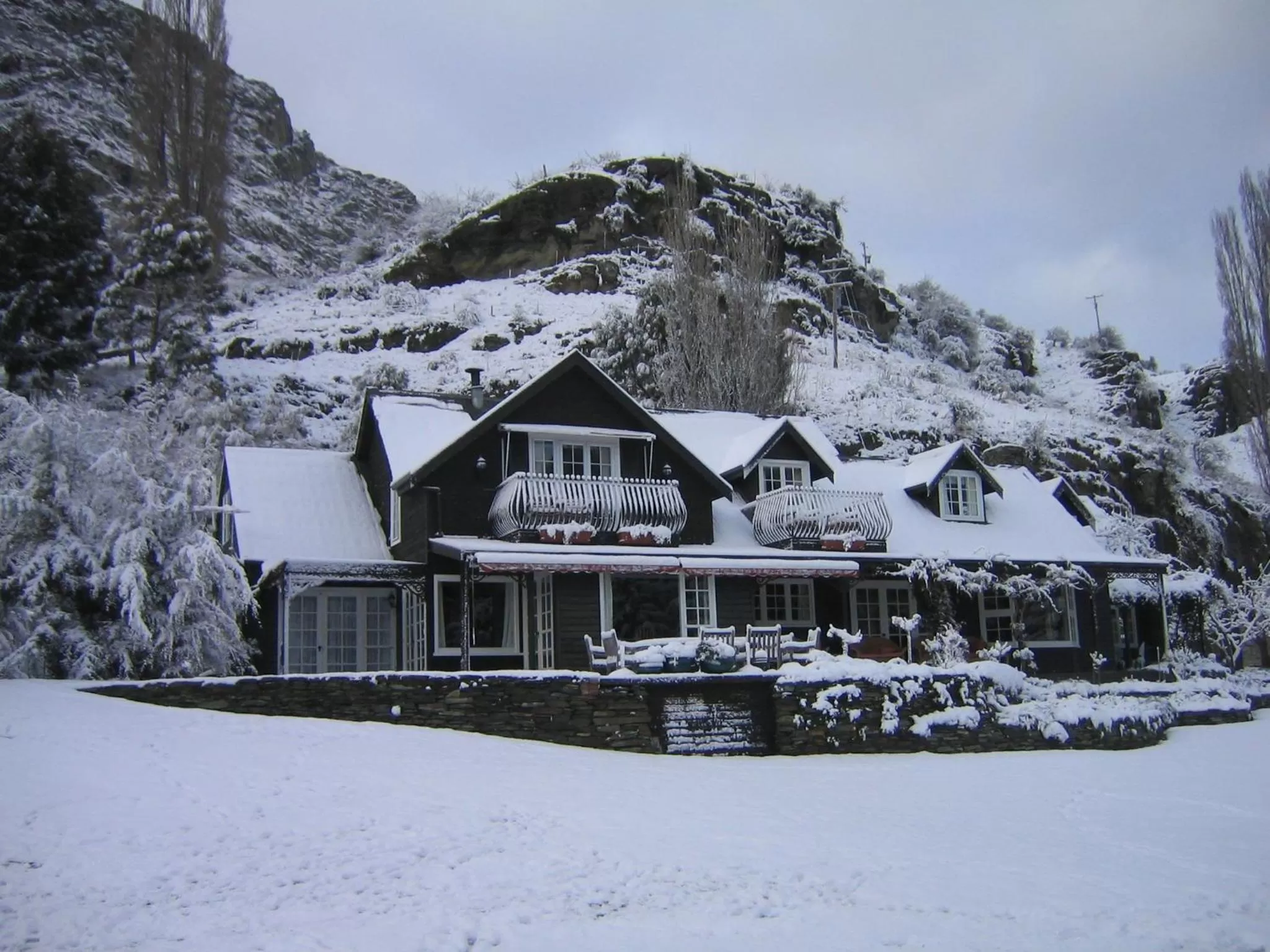 Facade/entrance, Winter in Trelawn Place