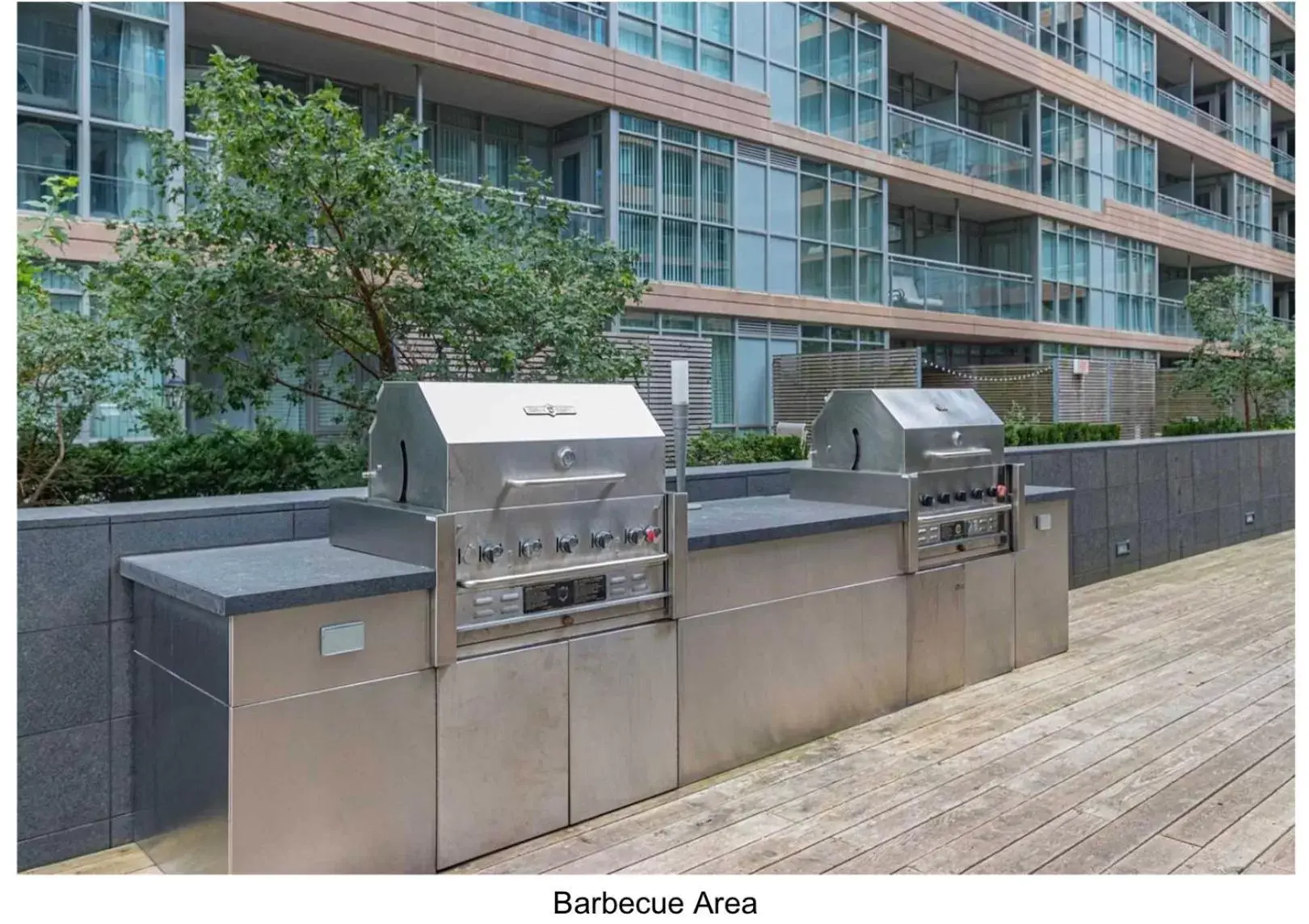 Property building, BBQ Facilities in Three BR Condo step to CN tower Rogers Center with Free parking