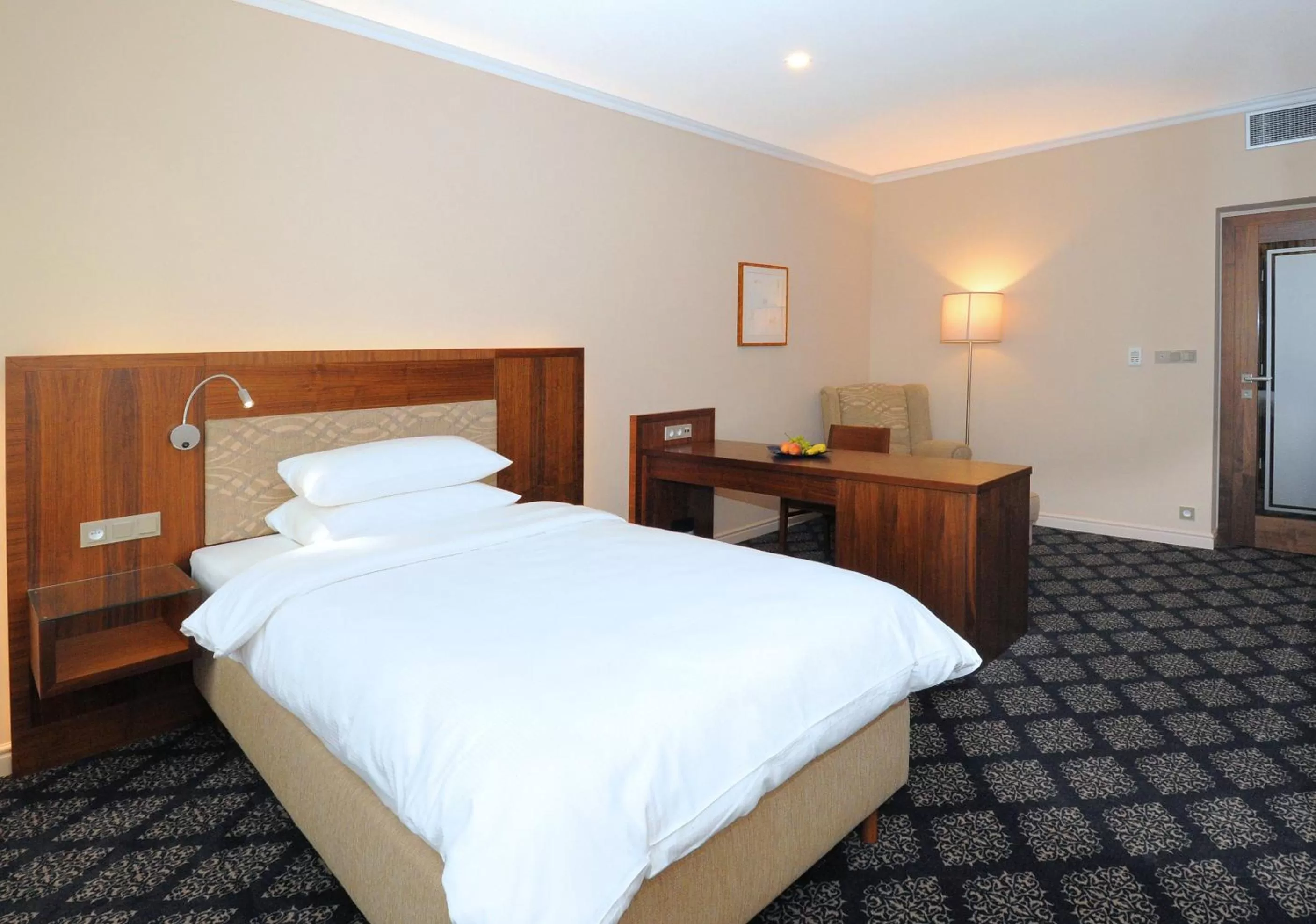 Bedroom, Bed in Hotel Kramer