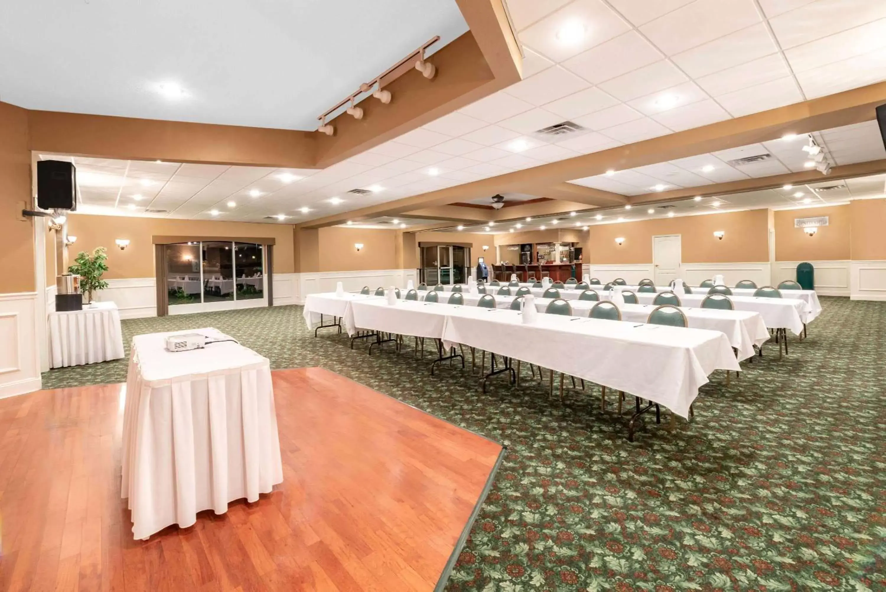 On site, Banquet Facilities in Summerset Hotel and Suites Rapid City West