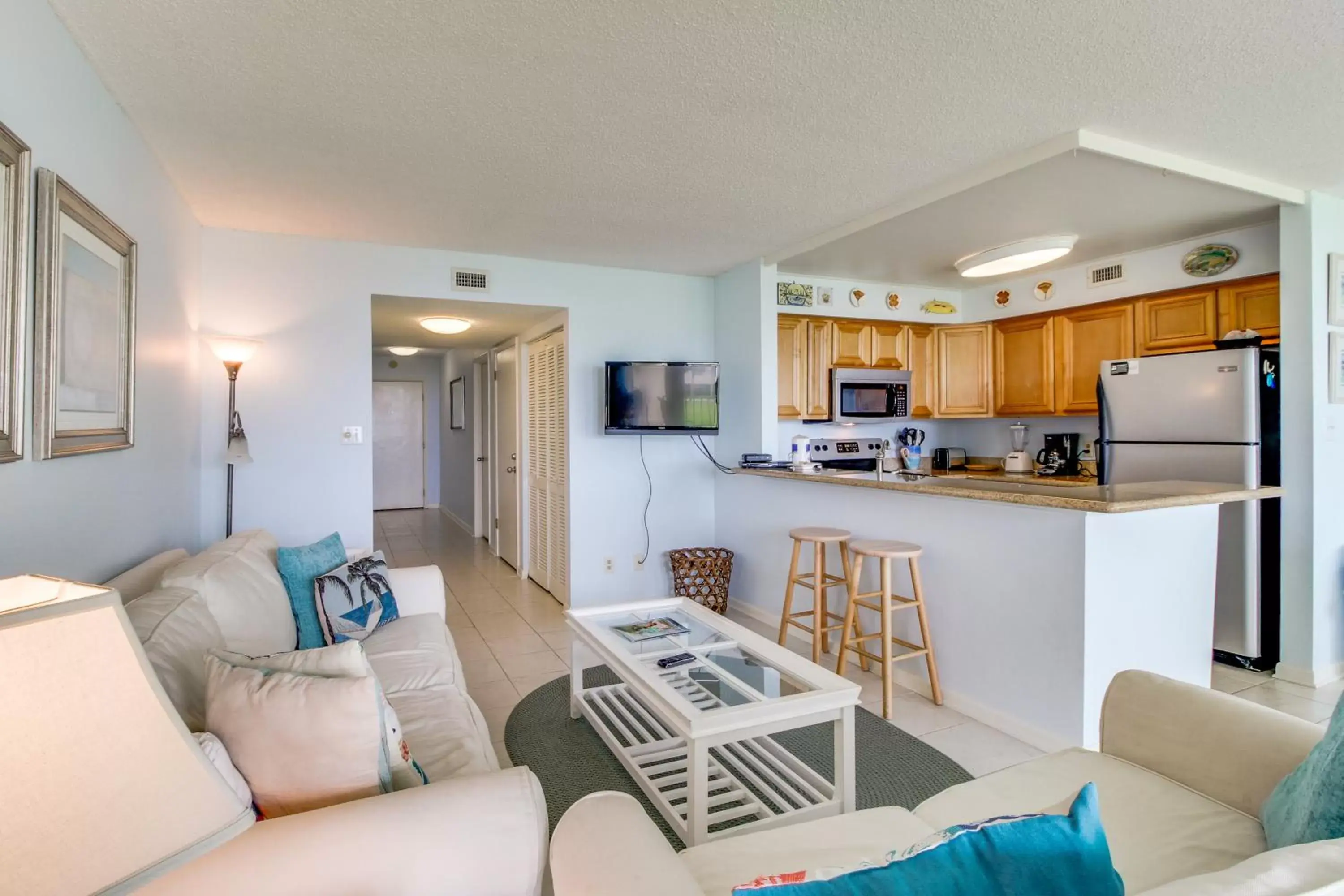 Kitchen/Kitchenette in Dunes on the Bay