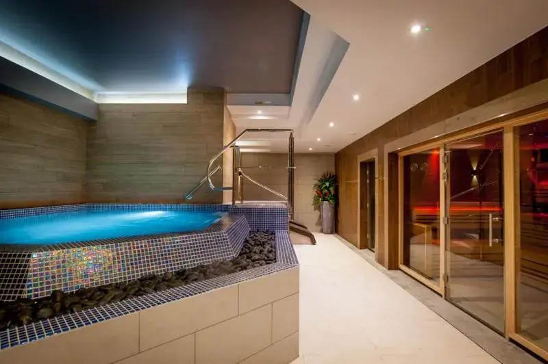 Spa and wellness centre/facilities, Swimming Pool in Woodbury Park Hotel & Spa