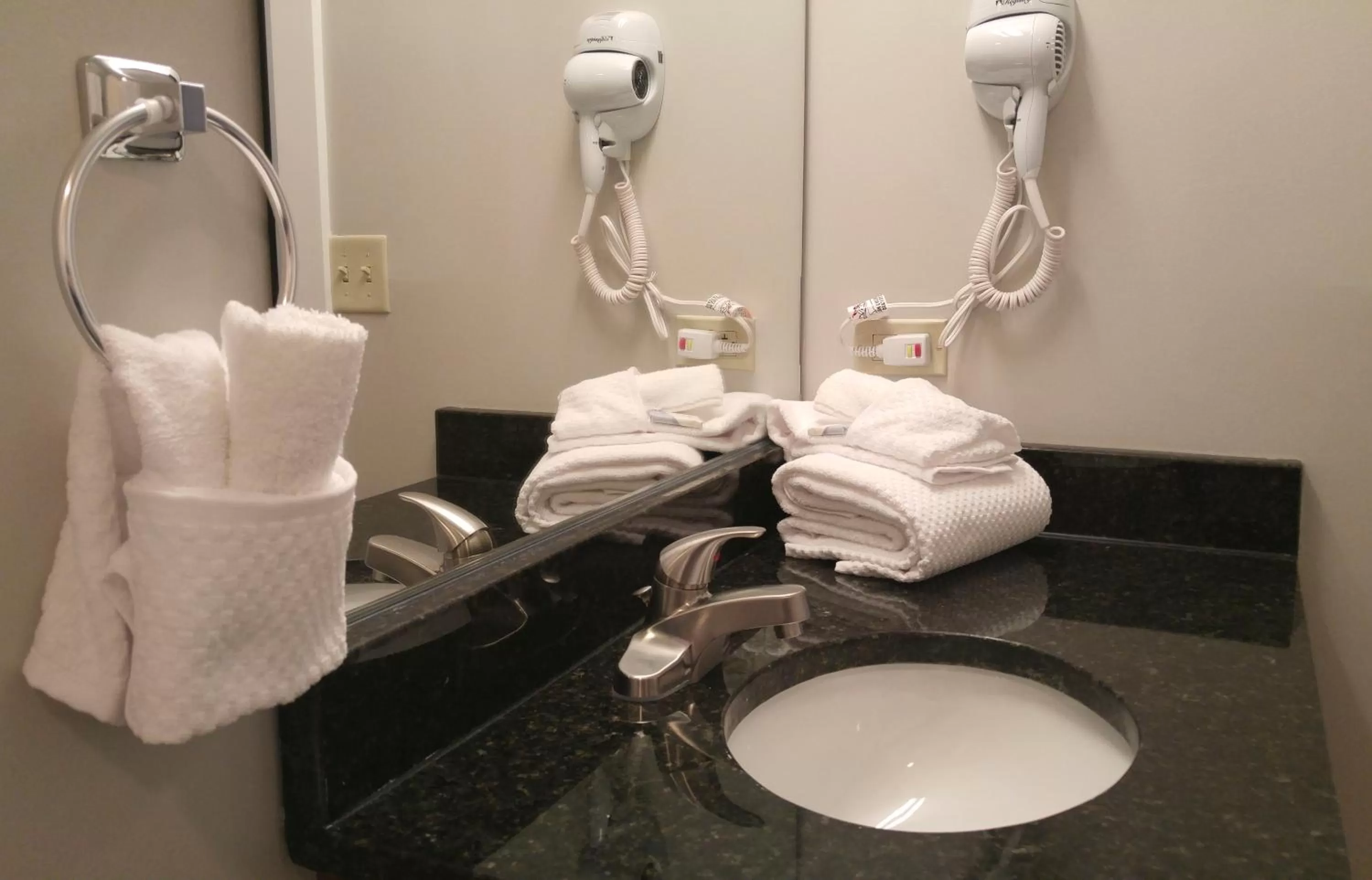 Photo of the whole room in Affordable Suites of America Portage