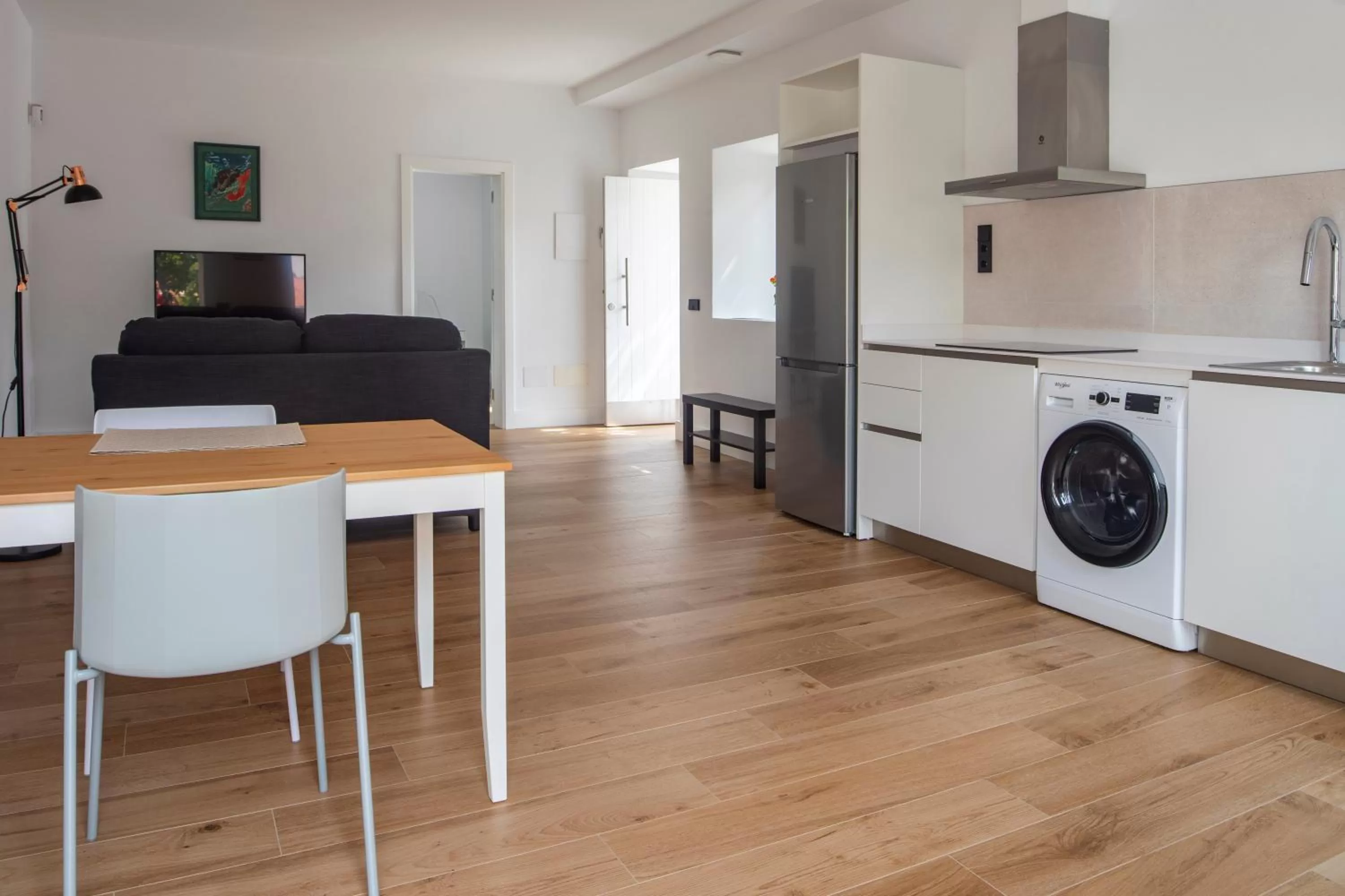 Kitchen or kitchenette in Albor Suites