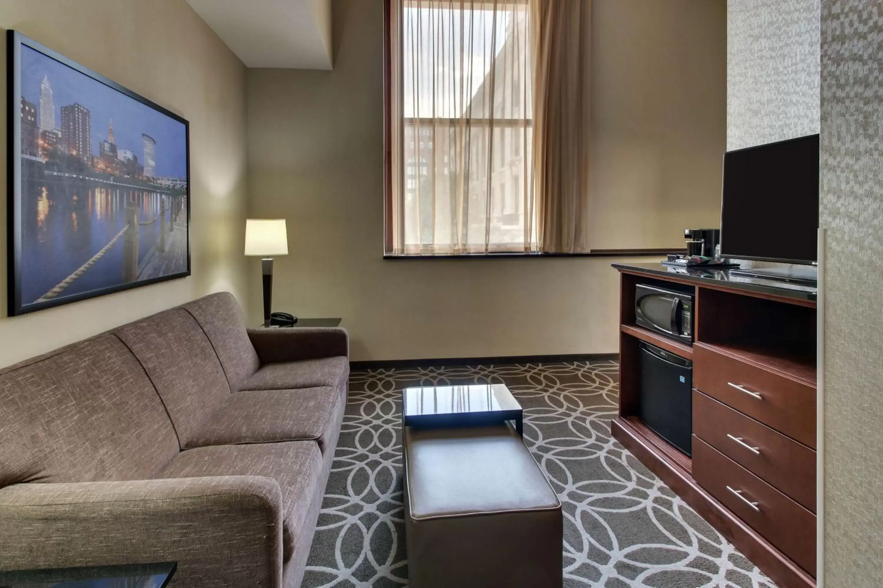 Bedroom, Seating Area in Drury Plaza Hotel Cleveland Downtown