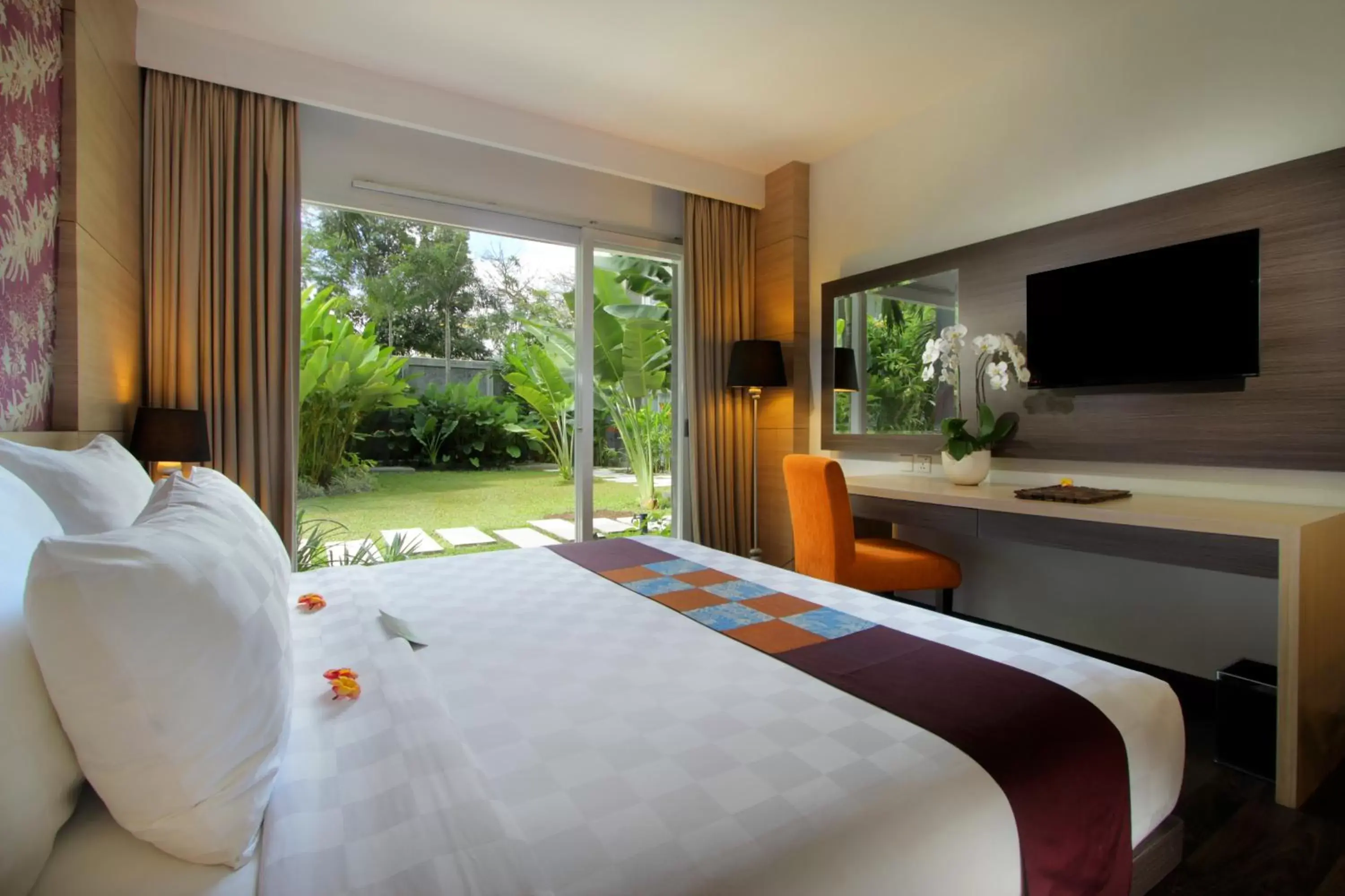 Deluxe Double Room with Garden Terrace in b Hotel Bali & Spa Deluxe Double Room with Garden Terrace in b Hotel Bali & Spa