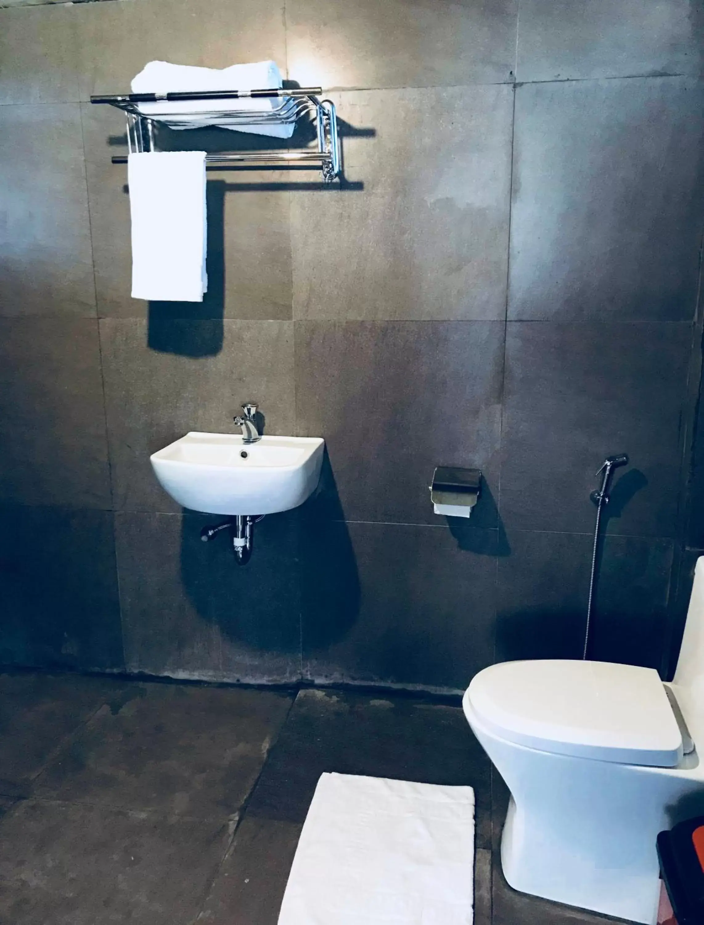 Bathroom in Bintana sa Paraiso Binunsaran