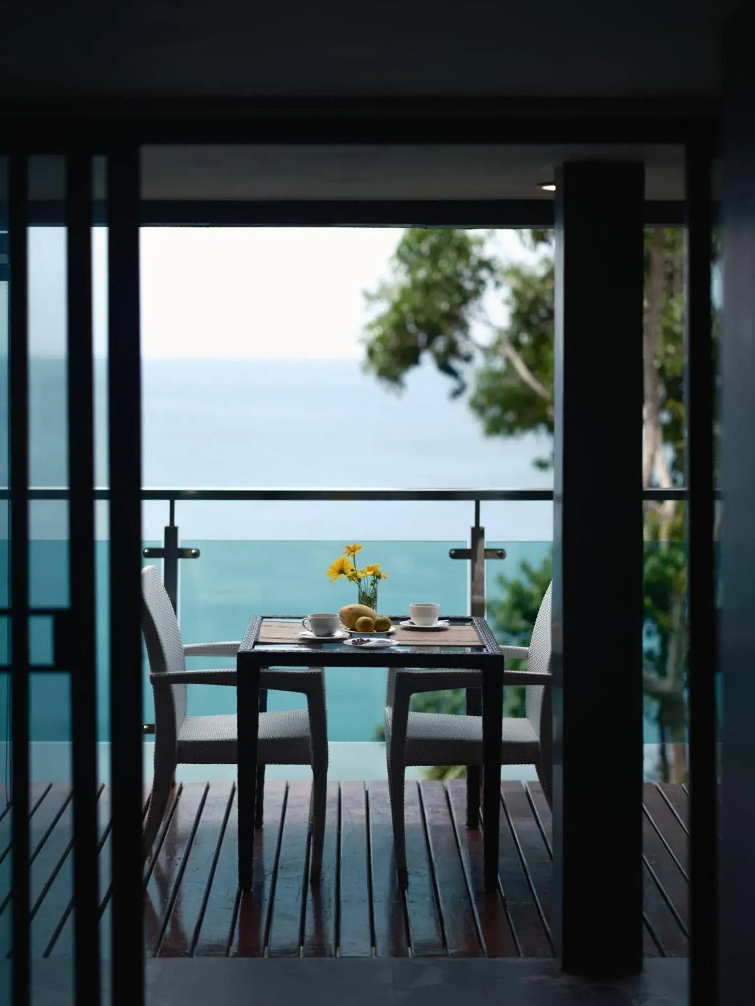 Patio in Cliff Lanta Suite-Koh Lanta Krabi