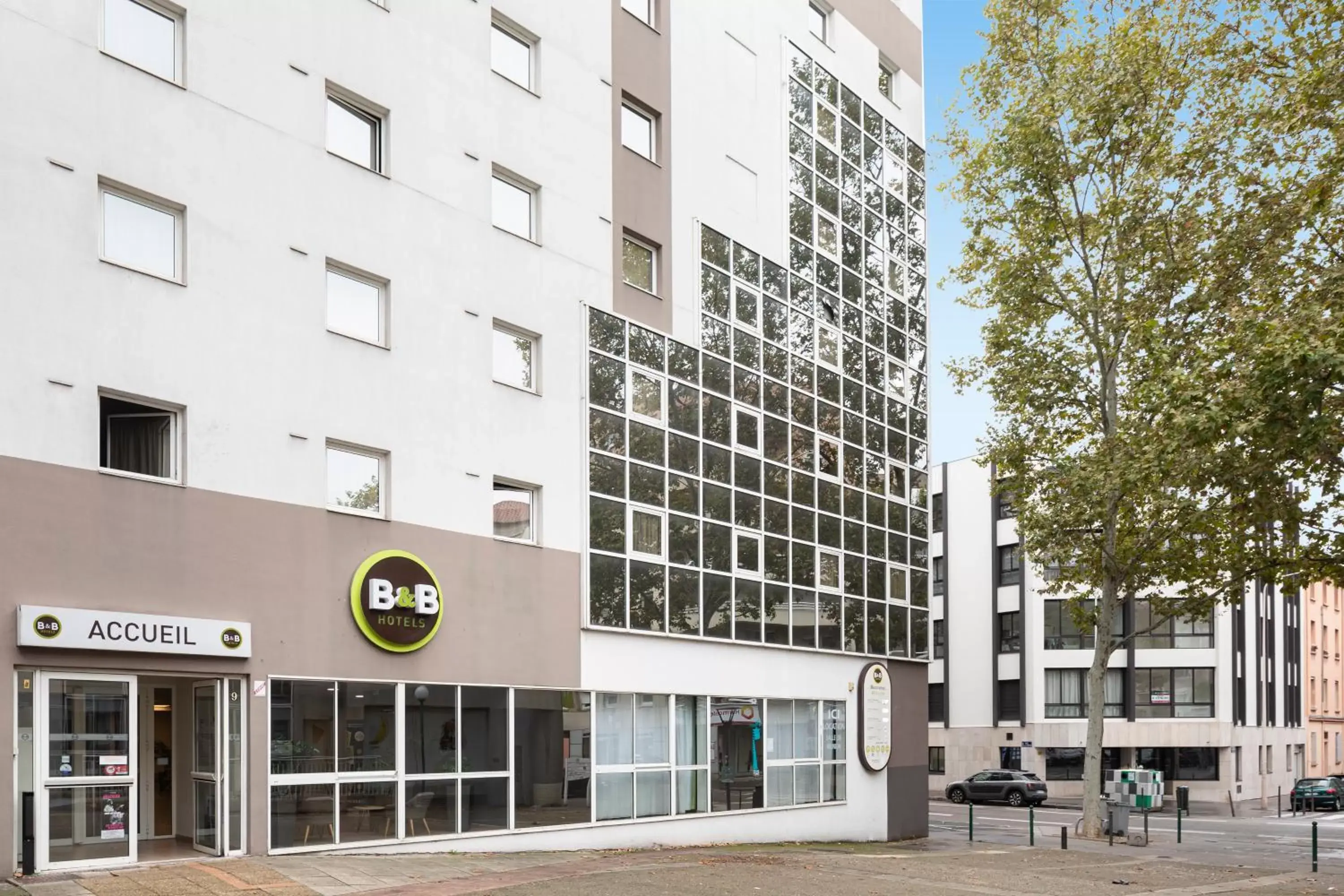 Facade/entrance, Property Building in B&B HOTEL Lyon Centre Monplaisir