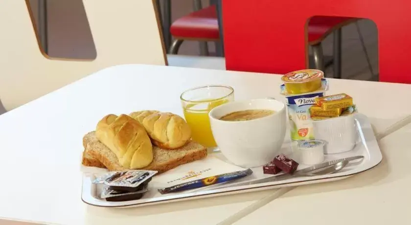 Breakfast in Premiere Classe Pau Est-Bizanos