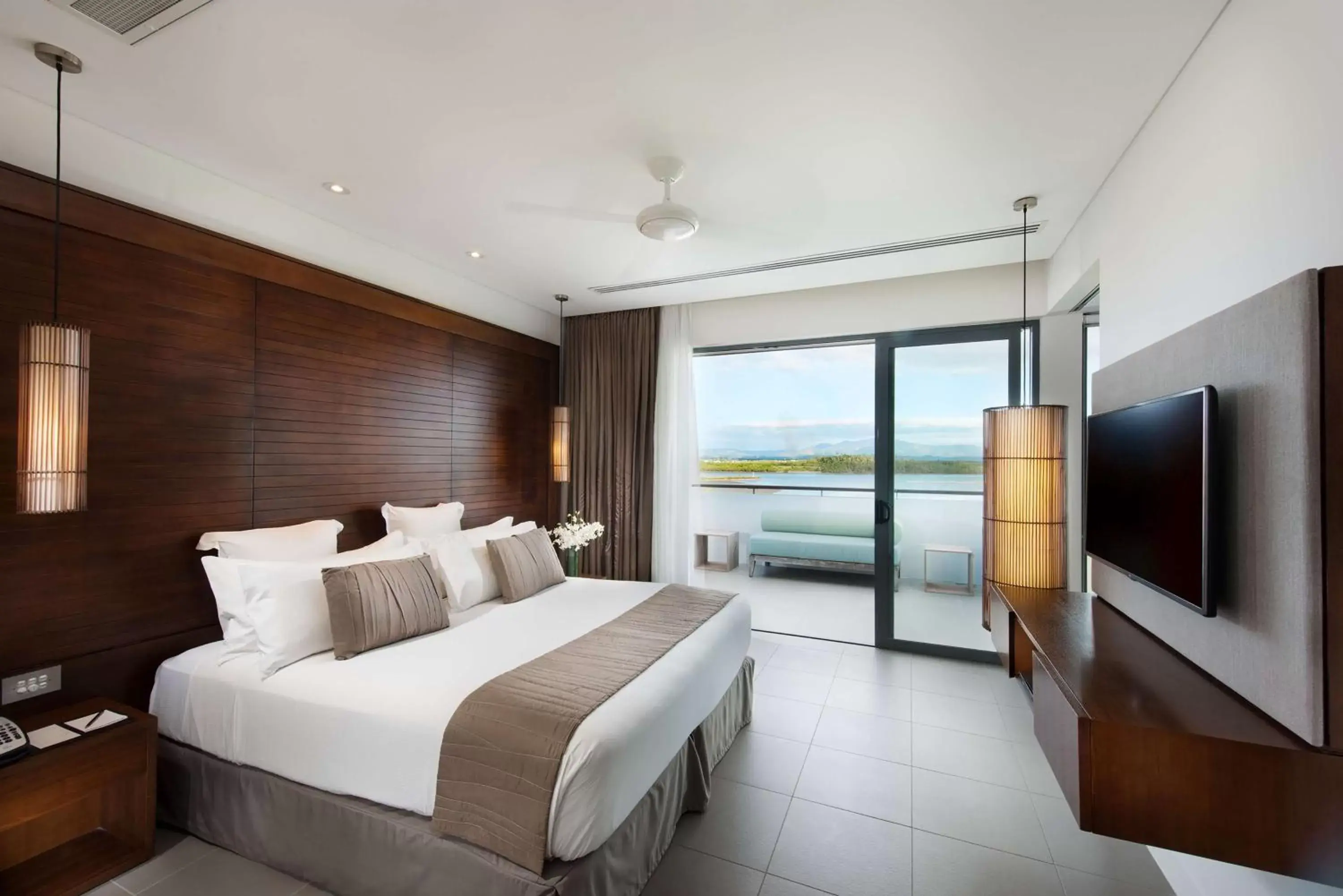 Bedroom in Hilton Fiji Beach Resort and Spa