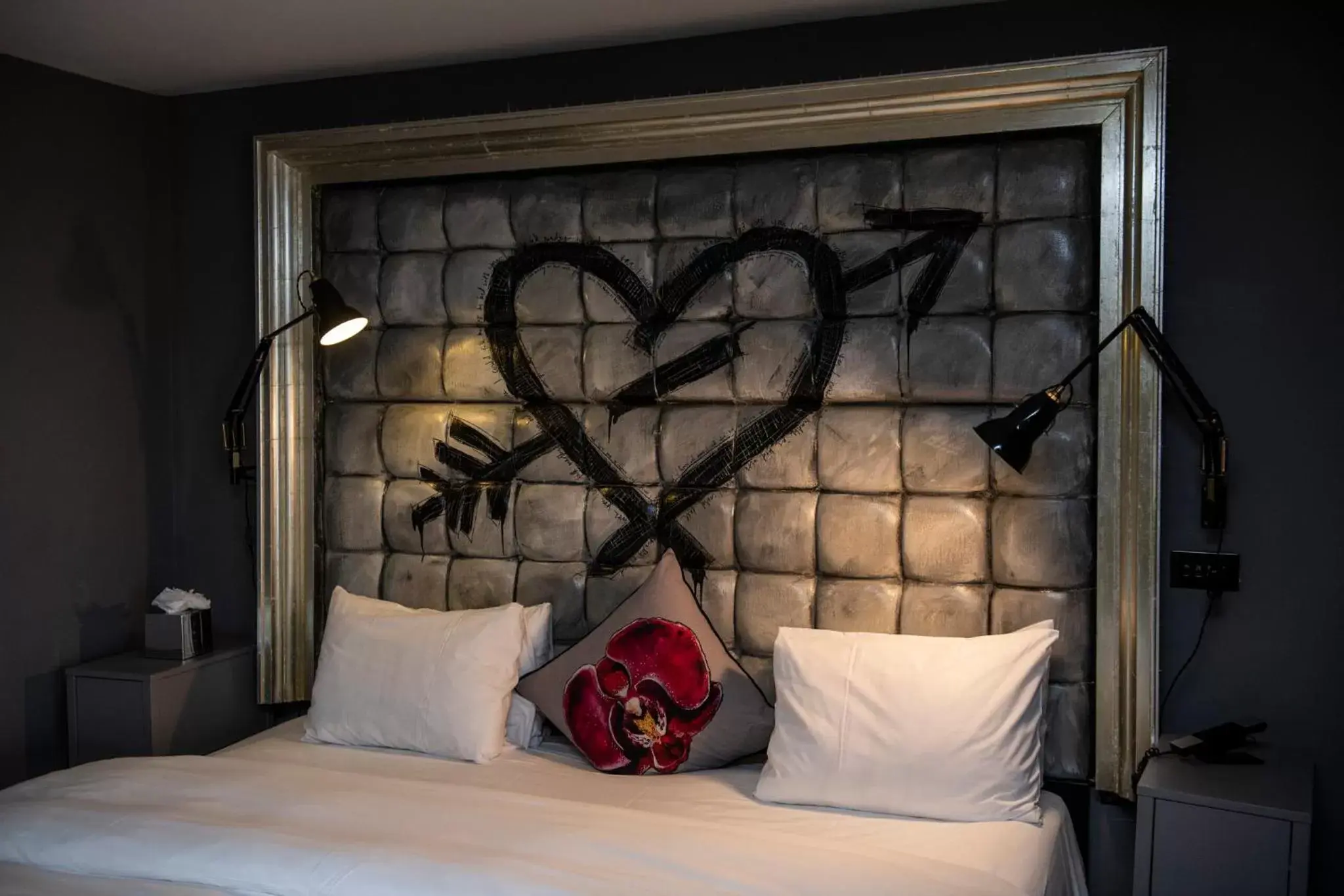 Bedroom, Bed in The Exhibitionist Hotel