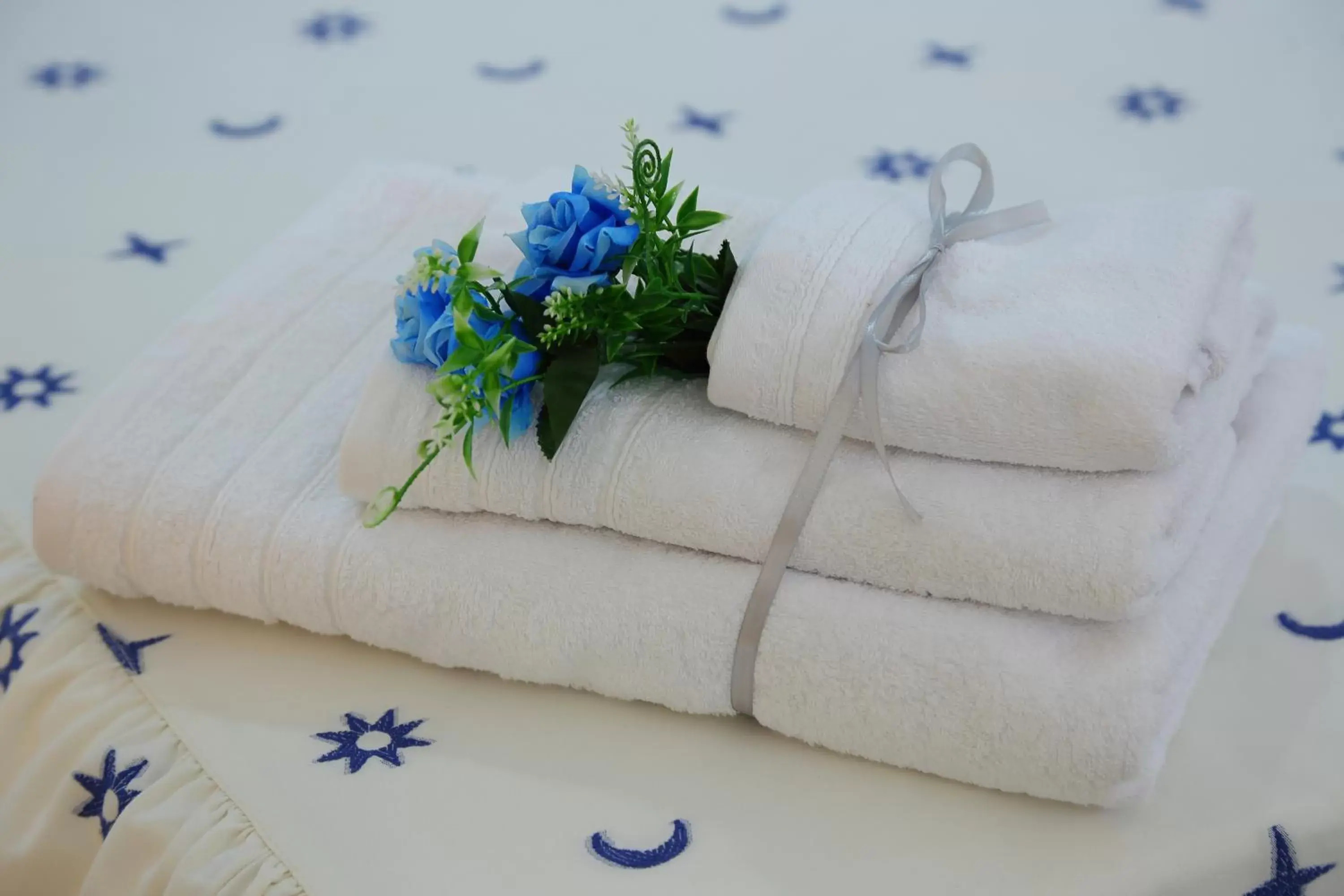 Decorative detail, Bed in B&B Il Melograno Antico con Terrazza e Giardino