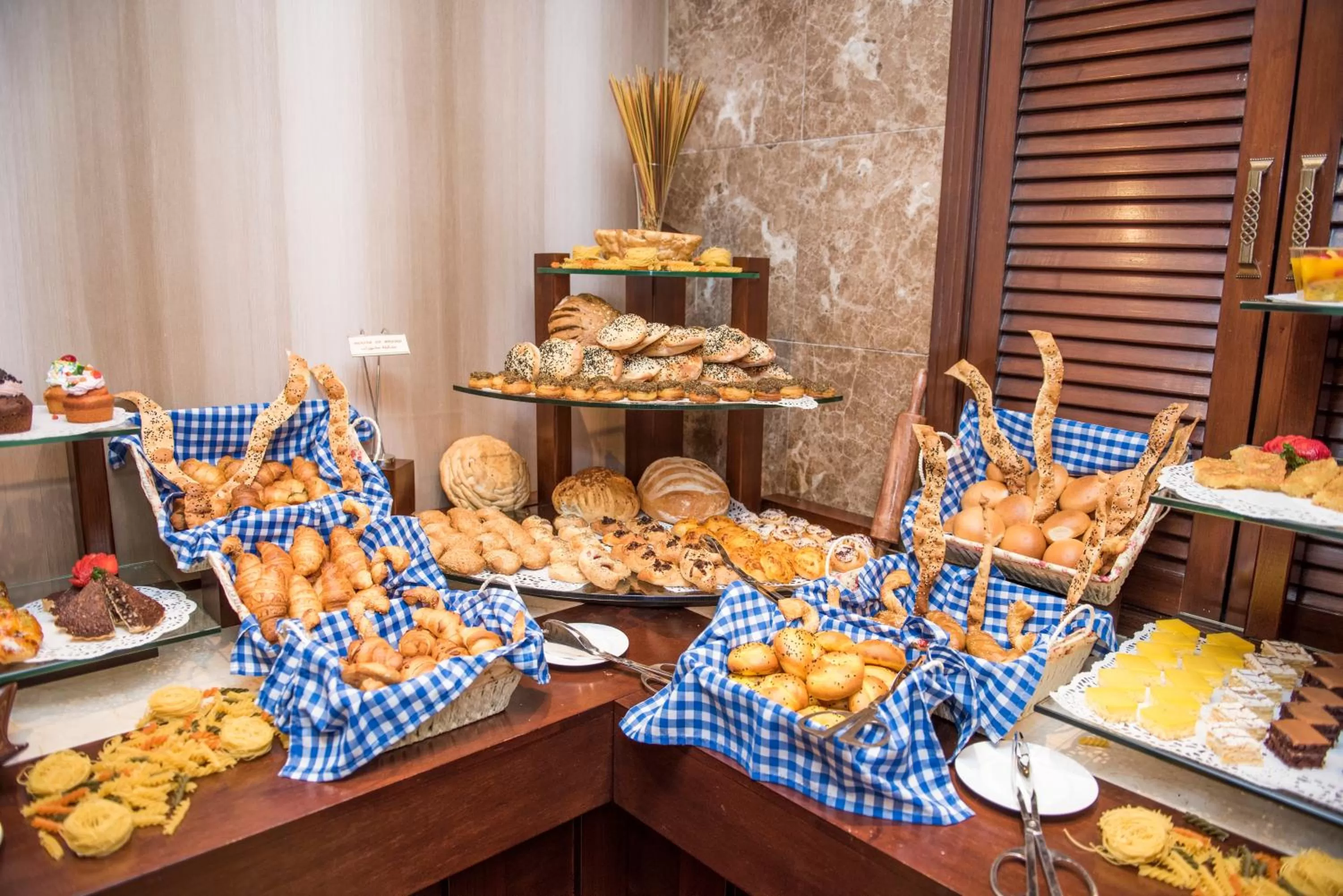 Restaurant/places to eat in Kuwait Grand Hotel