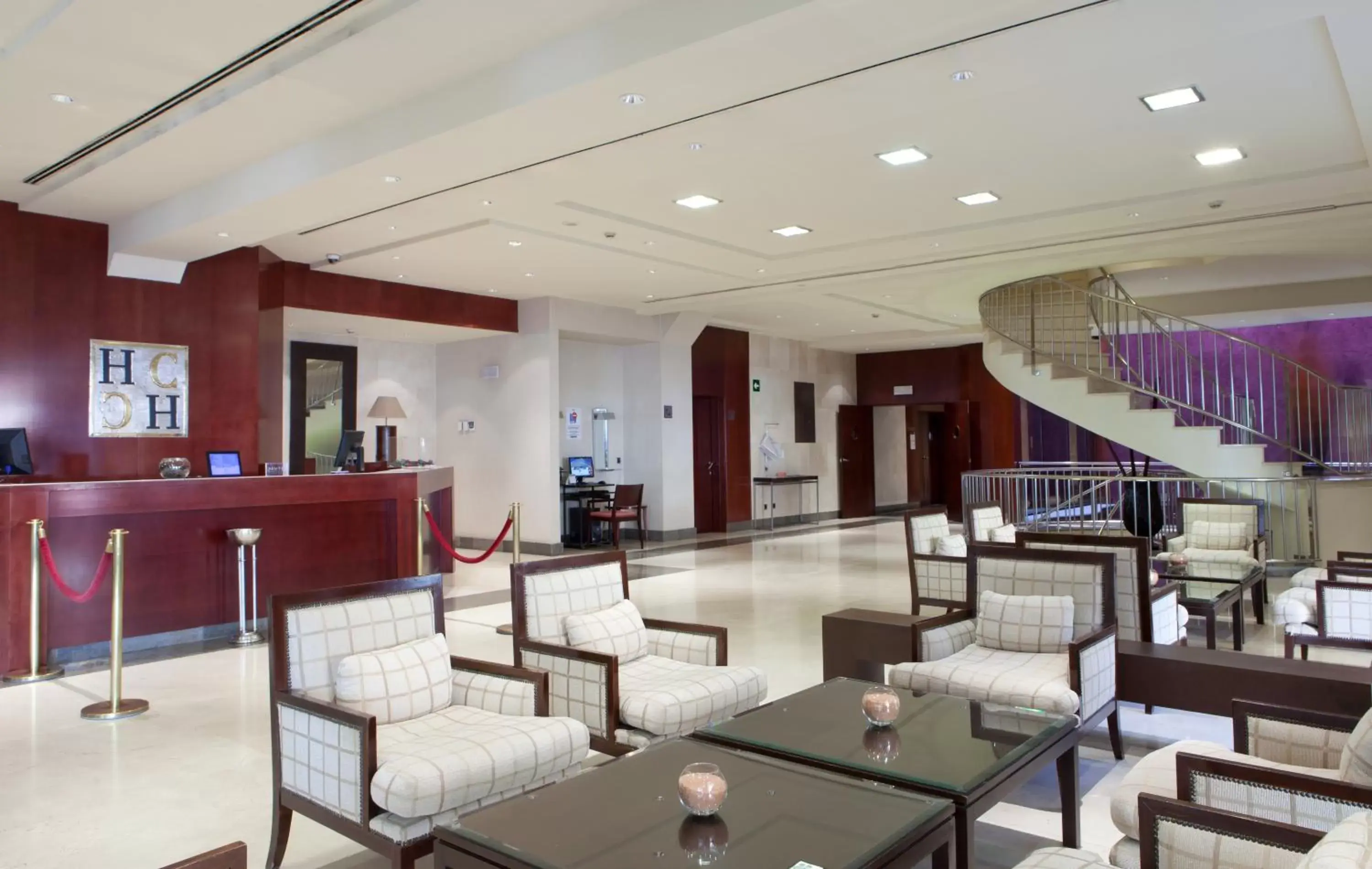 Lobby or reception, Lounge/Bar in Hotel Badajoz Center