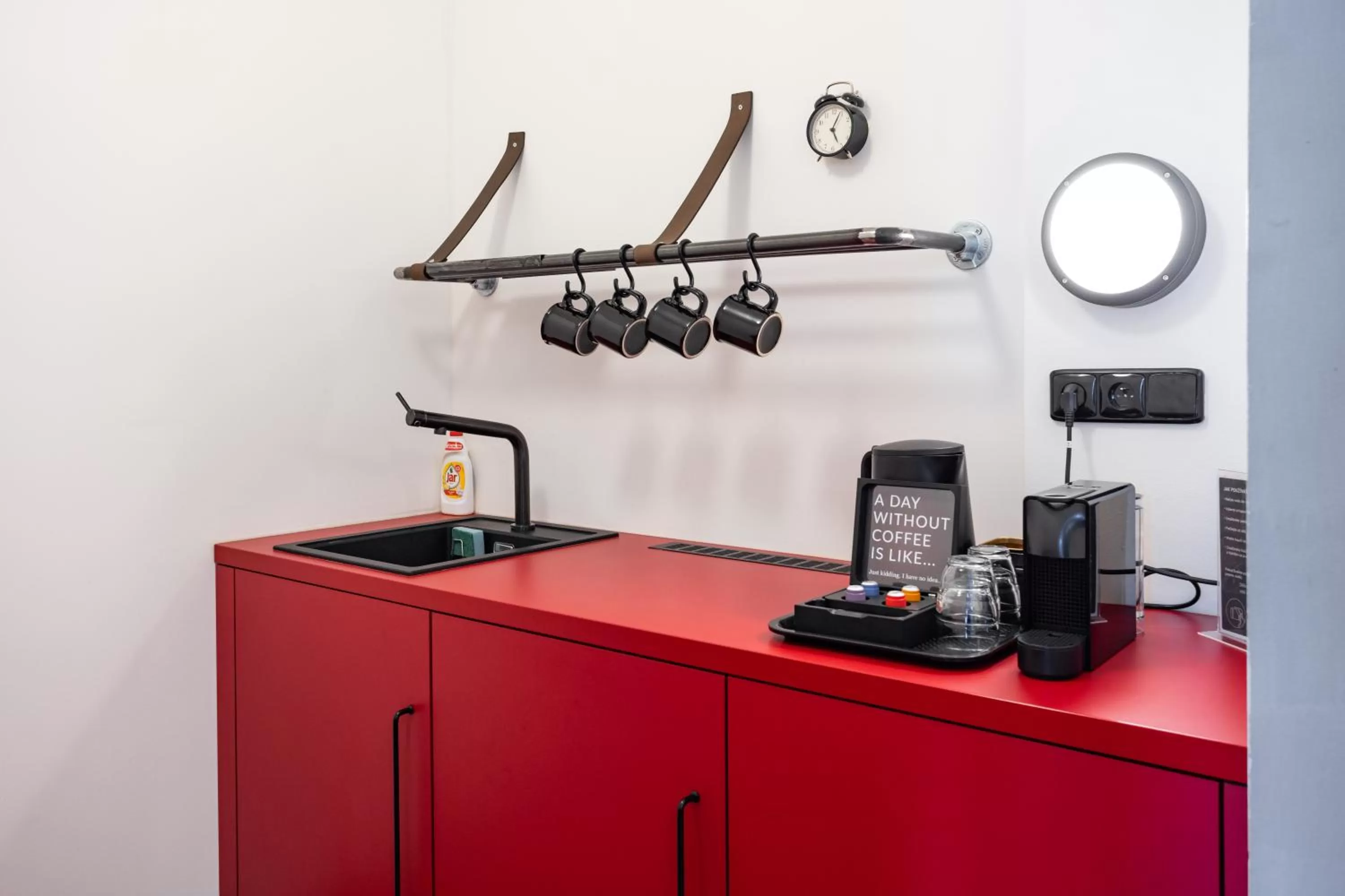 Coffee/tea facilities in Miss Sophie's Downtown