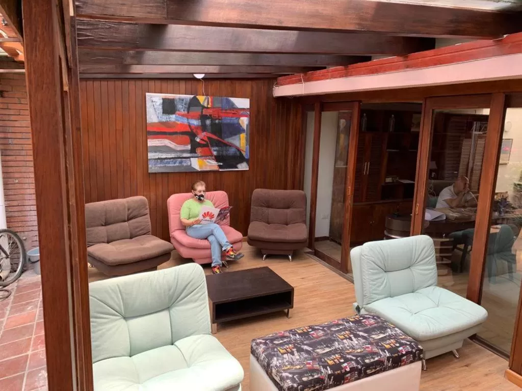 Seating Area in acogedor Hostal usaquen la parada del tren