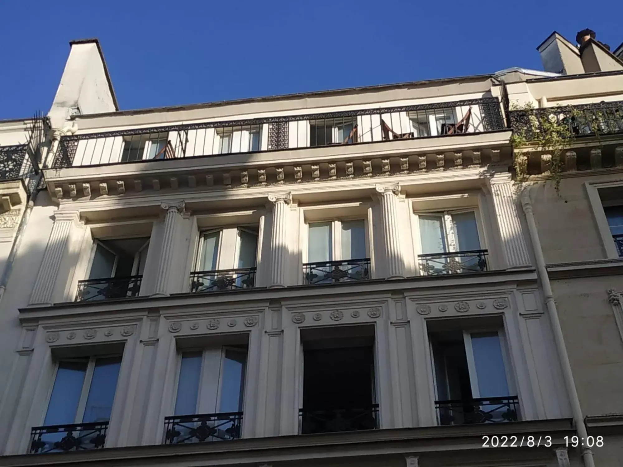 Balcony/Terrace, Property Building in Hotel Geoffroy Marie Opéra