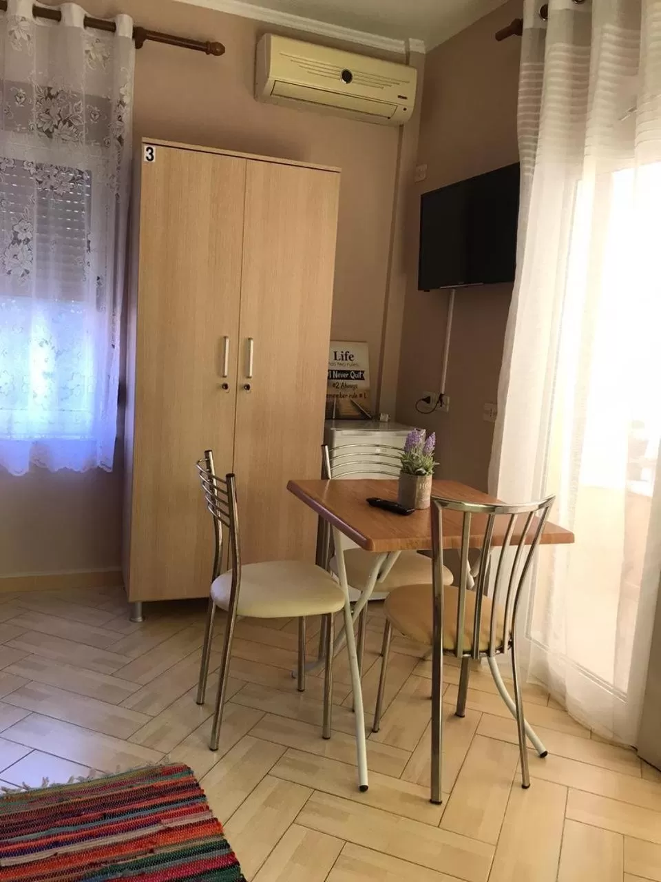 Hotel Durres Vila 53