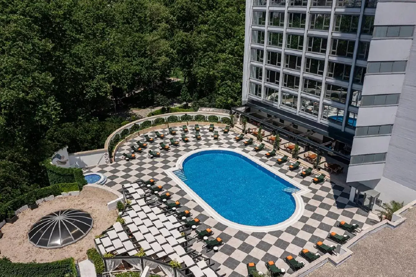 Swimming pool, Pool View in InterContinental Istanbul, an IHG Hotel