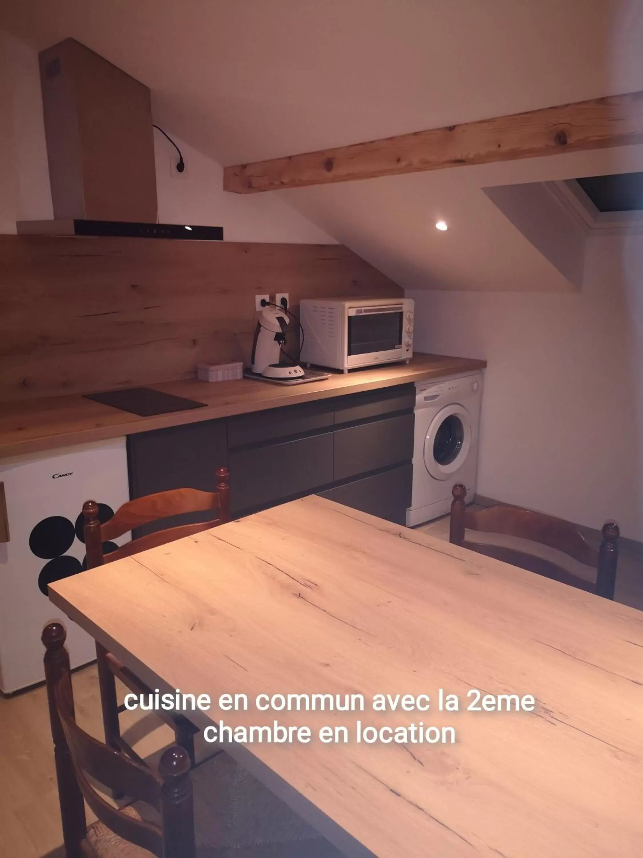 Kitchen/Kitchenette in chambre d'hôtes nos racines (chez Muriel et Philippe)