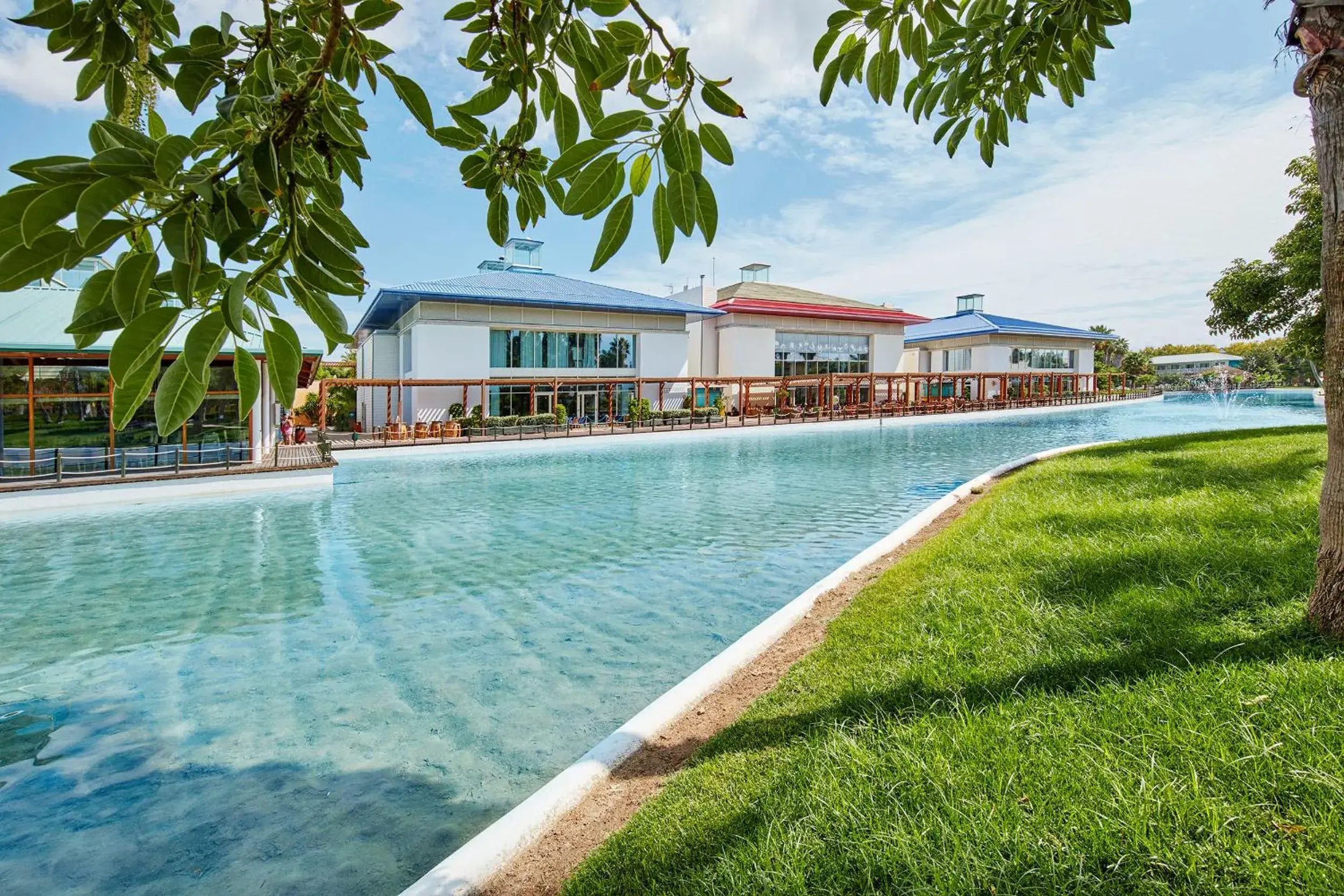 Area and facilities, Property Building in Portaventura Hotel Caribe