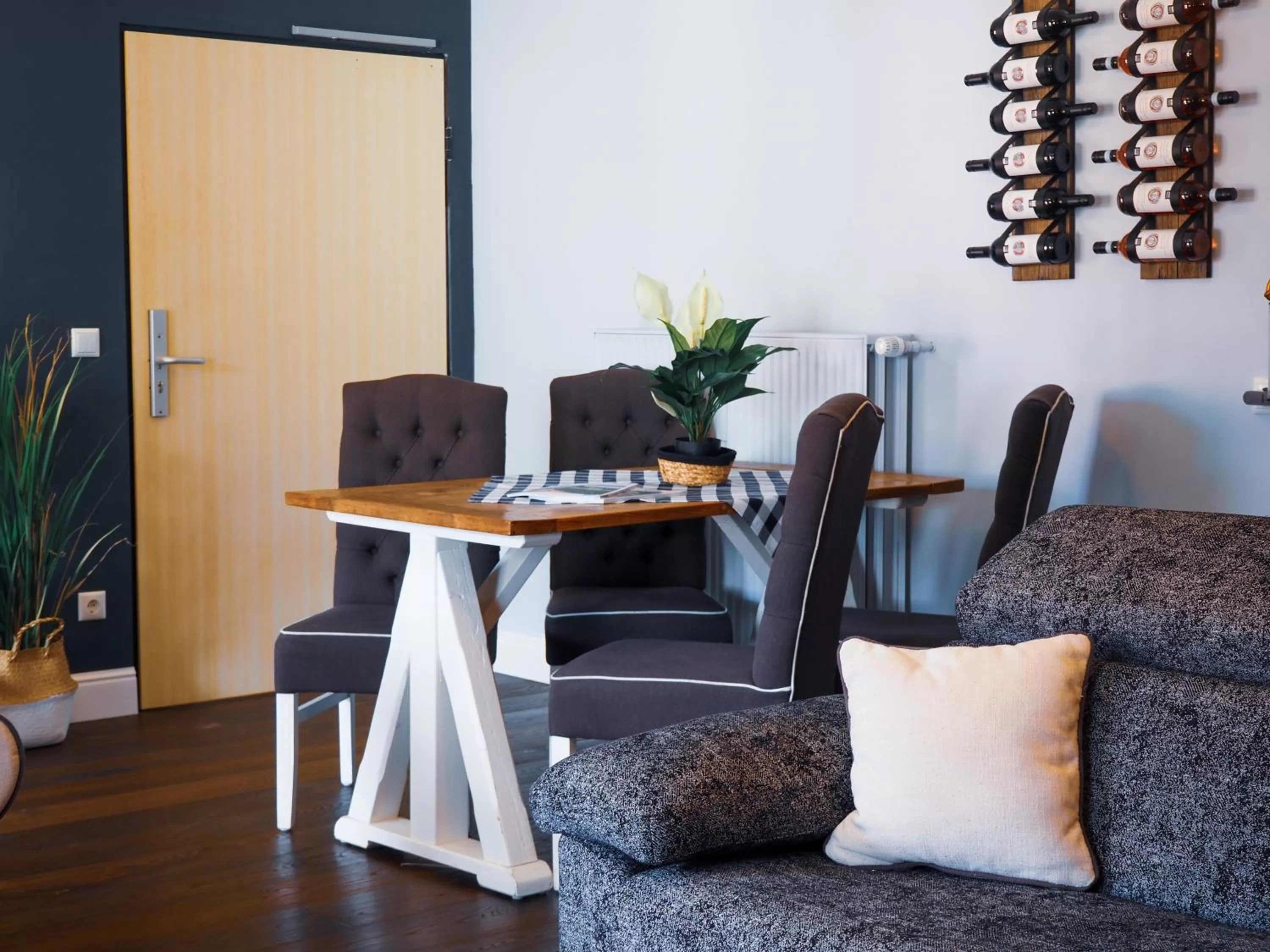 Dining Area in Sauna & Whirlpool - ALPENLIEBE APARTments