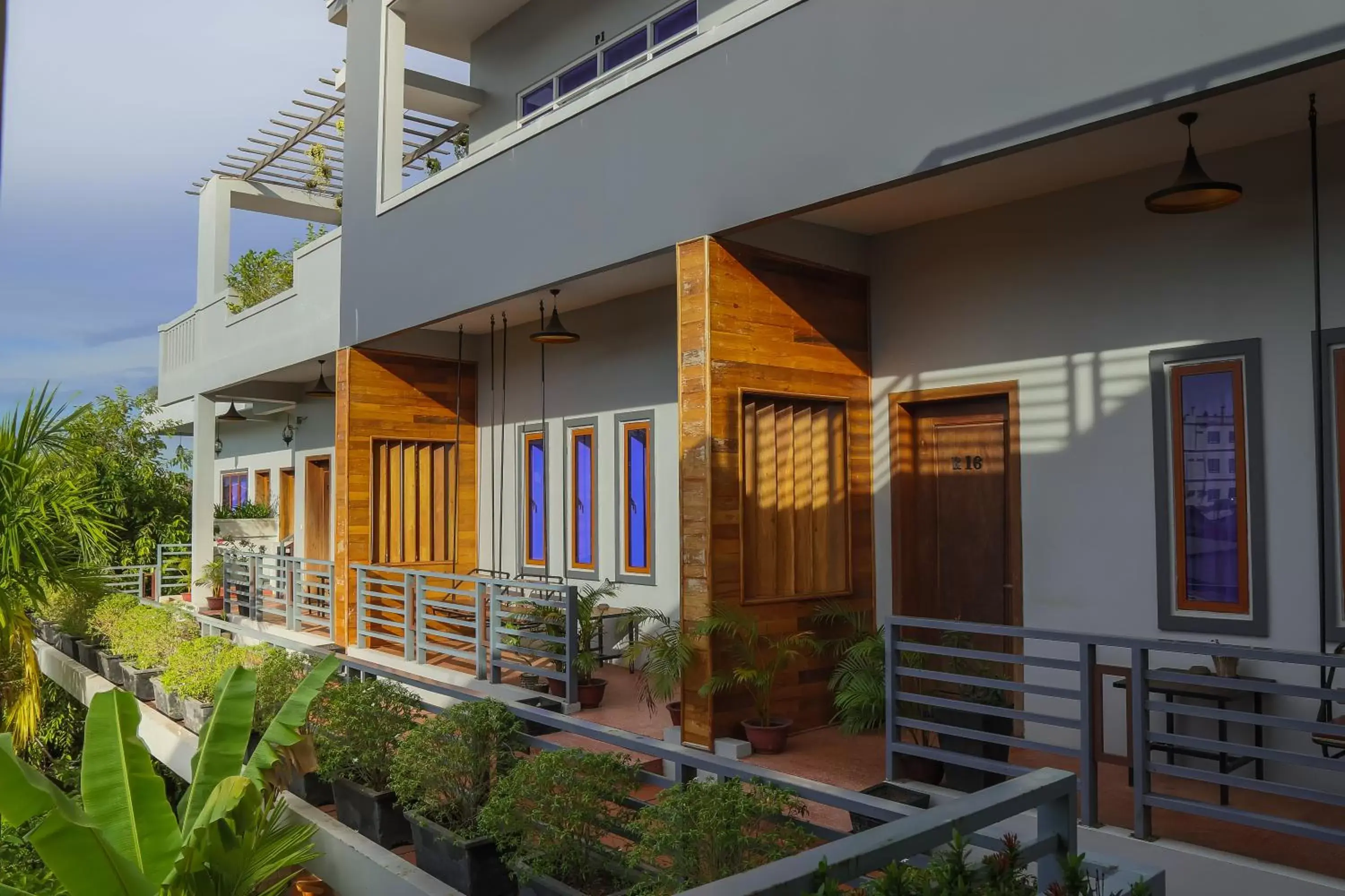 Balcony/Terrace, Property Building in Indra Porak Residence Hotel