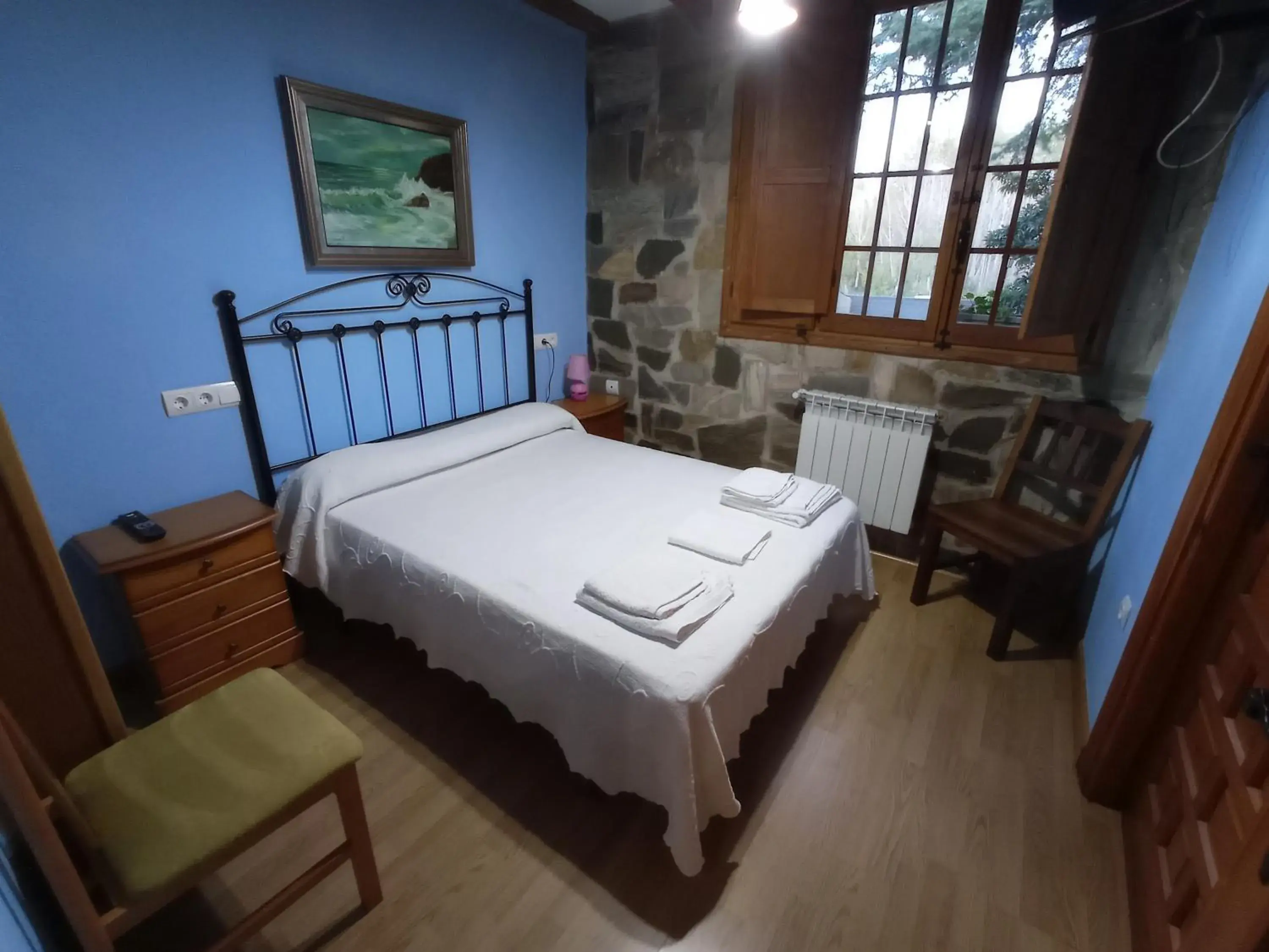 Bed in Hotel Rural Camino Medulas