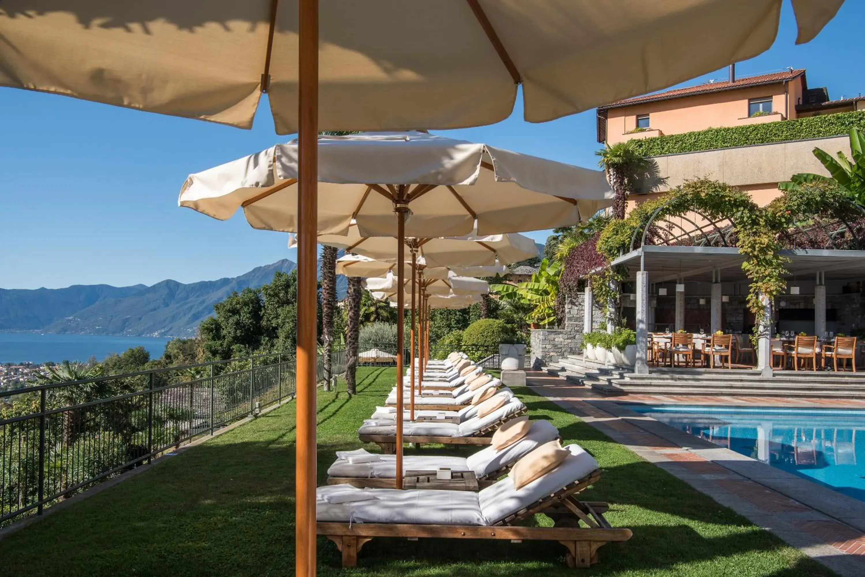 Swimming Pool in Villa Orselina - Small Luxury Hotel